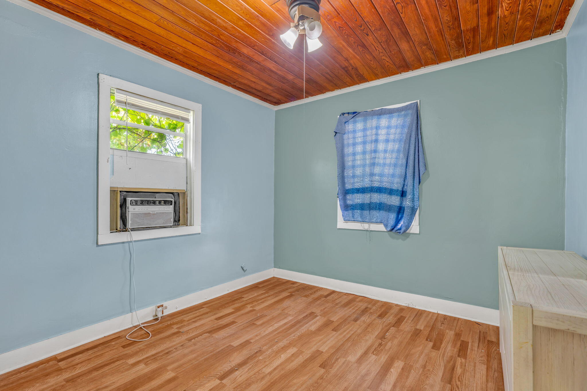 319 Julia Street Property Photo 13
