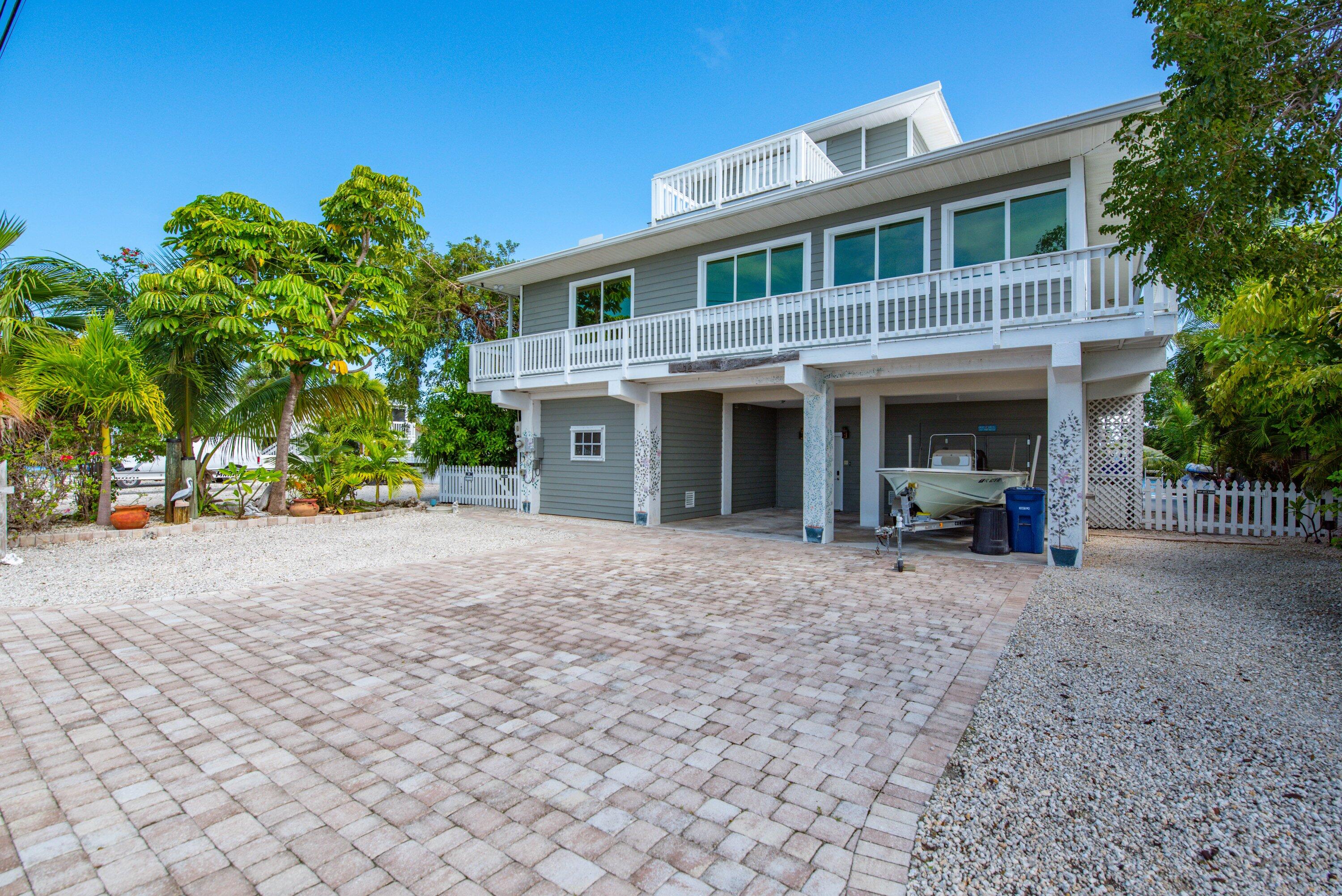 643 Indies Road Property Photo 9