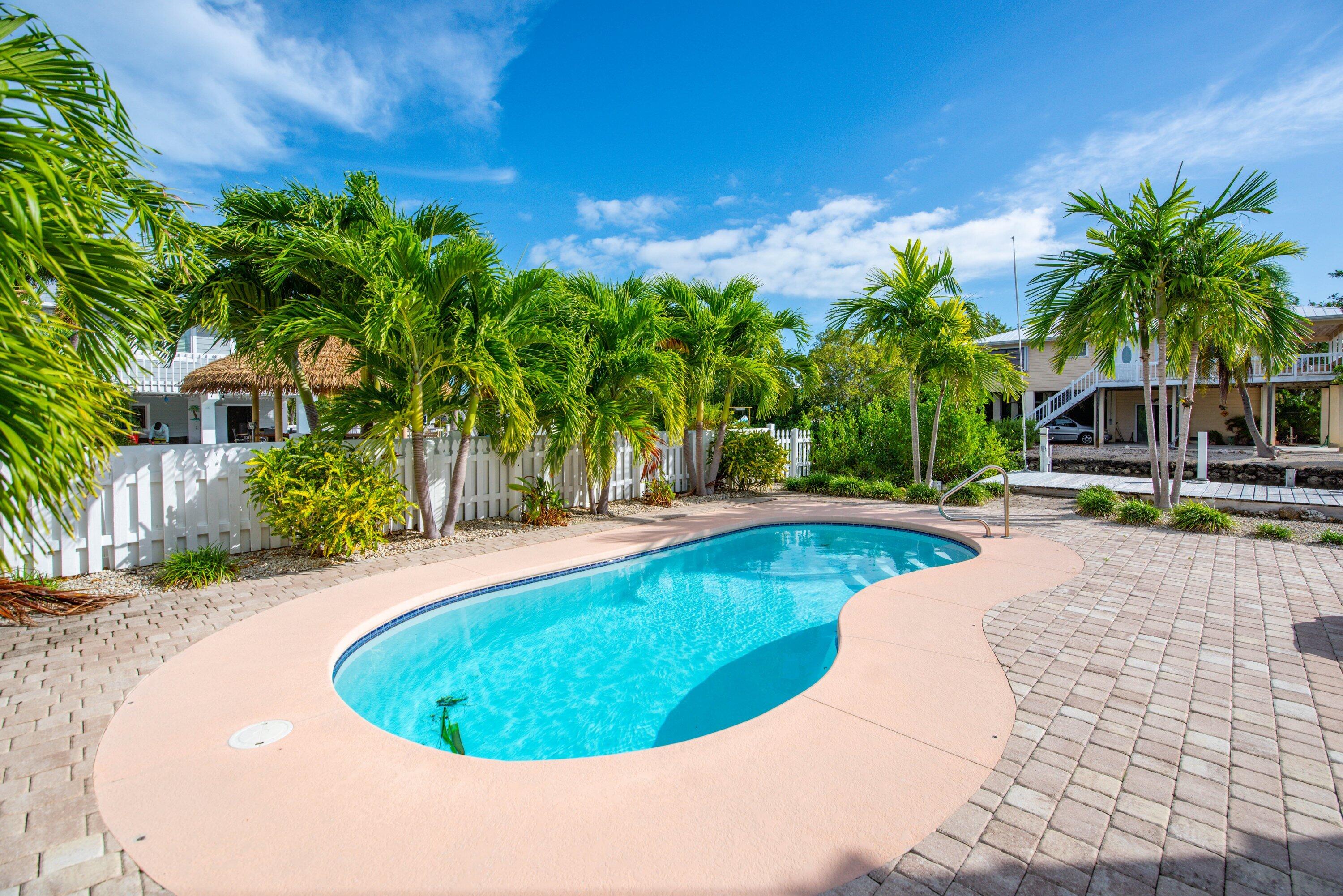 643 Indies Road Property Photo 15