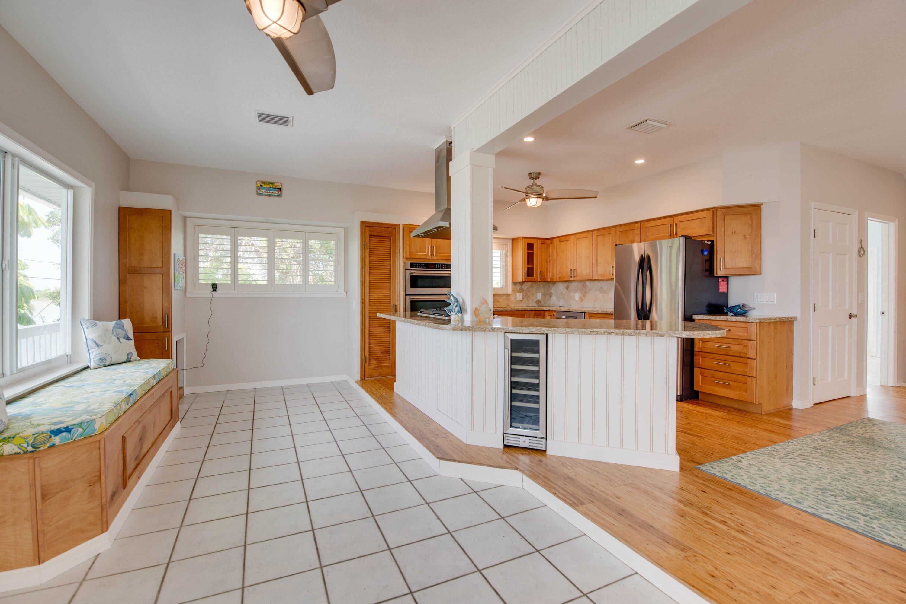 643 Indies Road Property Photo 21
