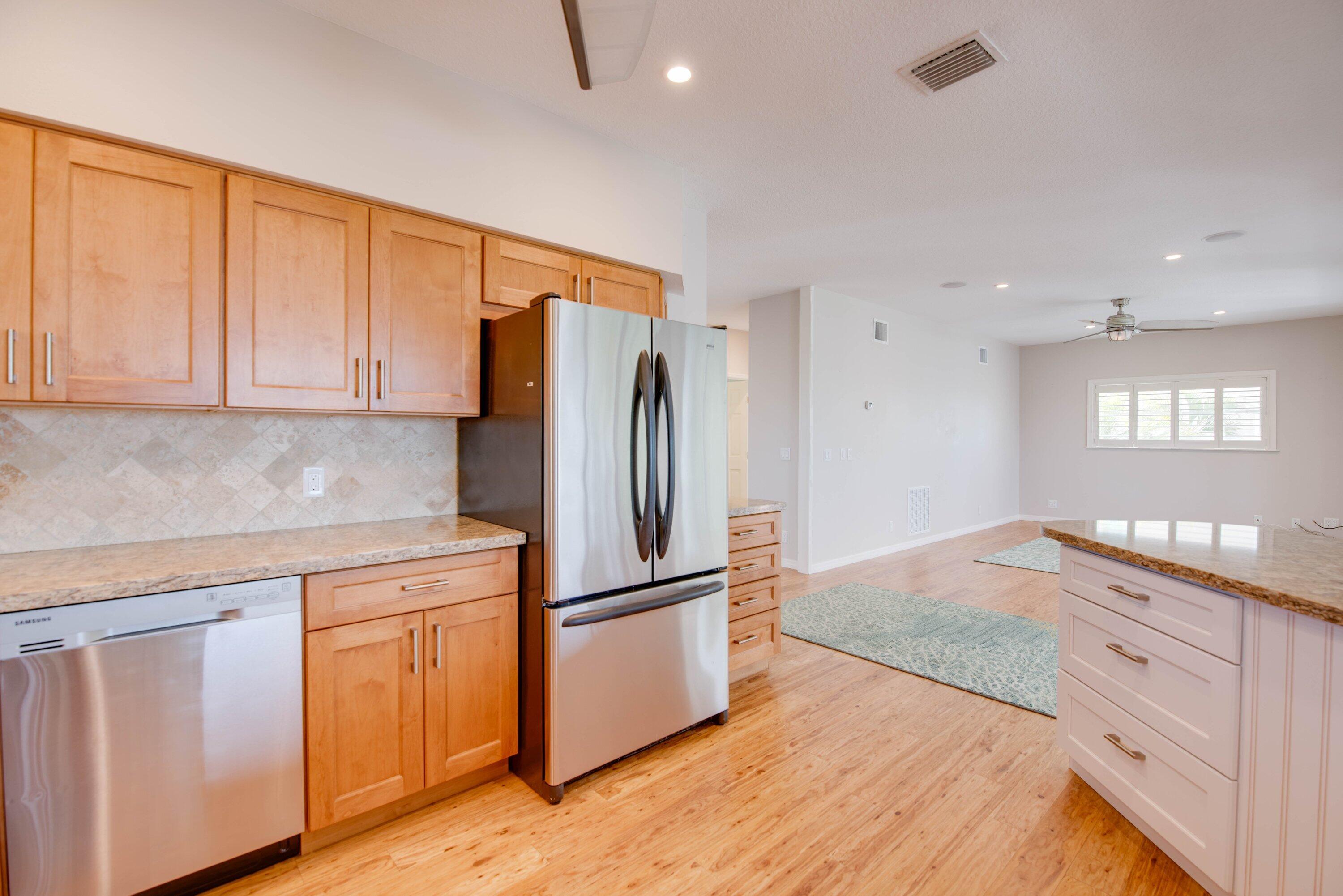 643 Indies Road Property Photo 25