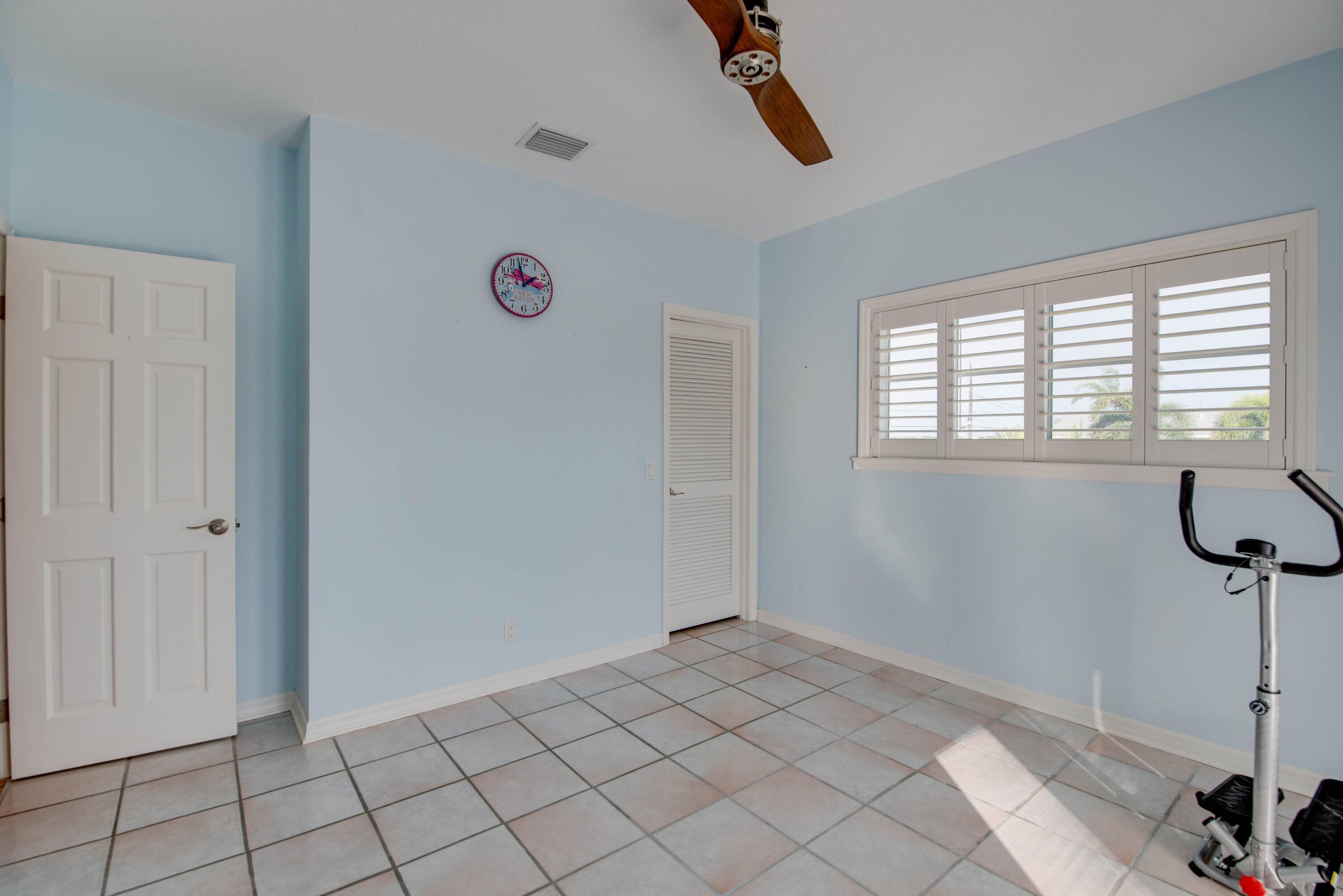 643 Indies Road Property Photo 34