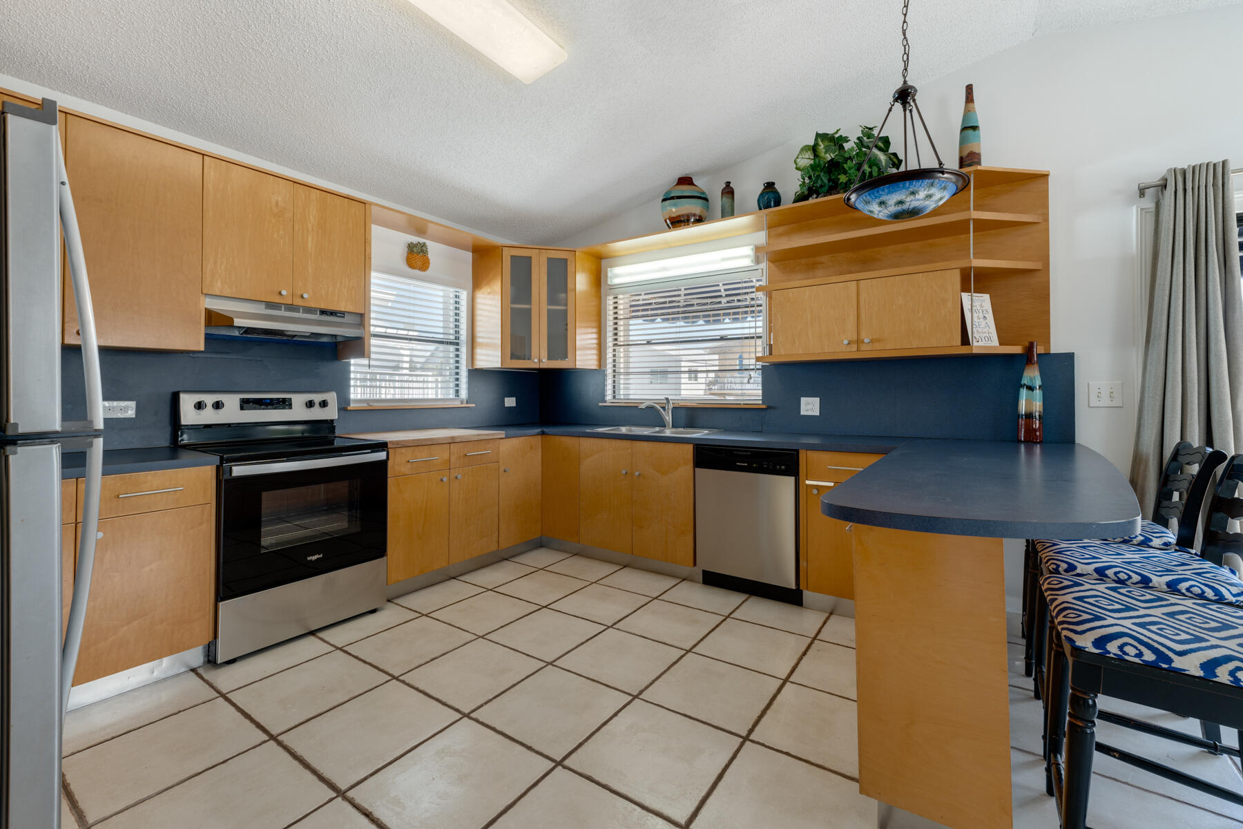 229 Burgundy Drive Property Photo 12