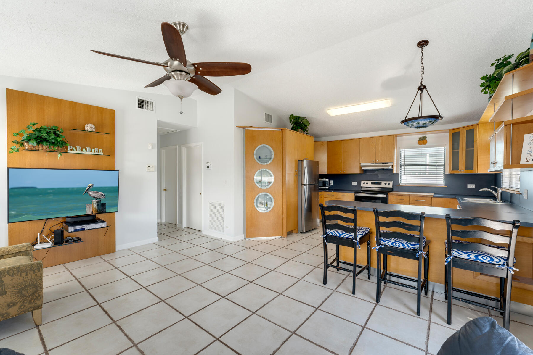 229 Burgundy Drive Property Photo 15