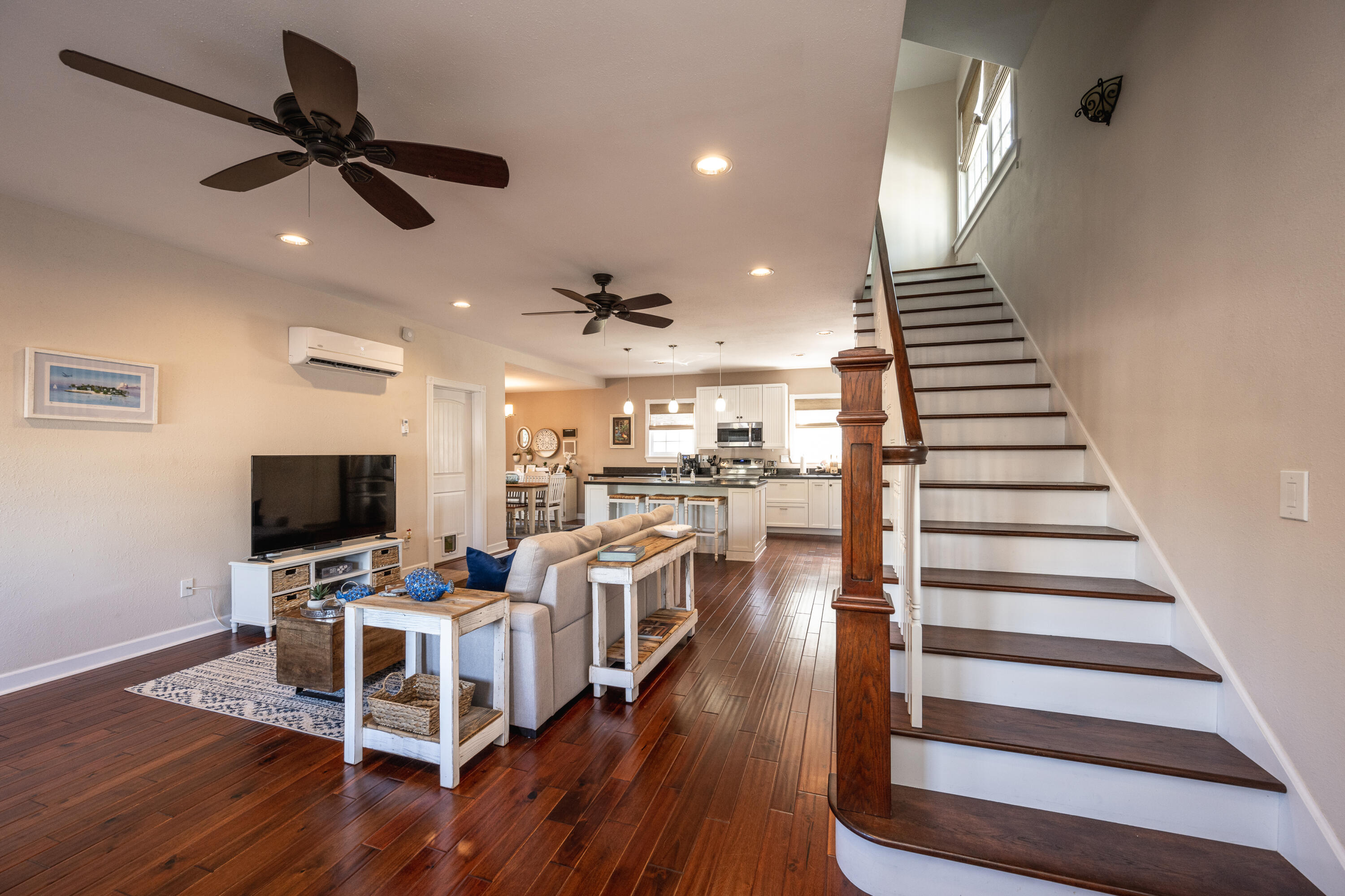 400 White Street Property Photo 25