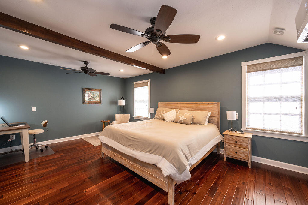 400 White Street Property Photo 28