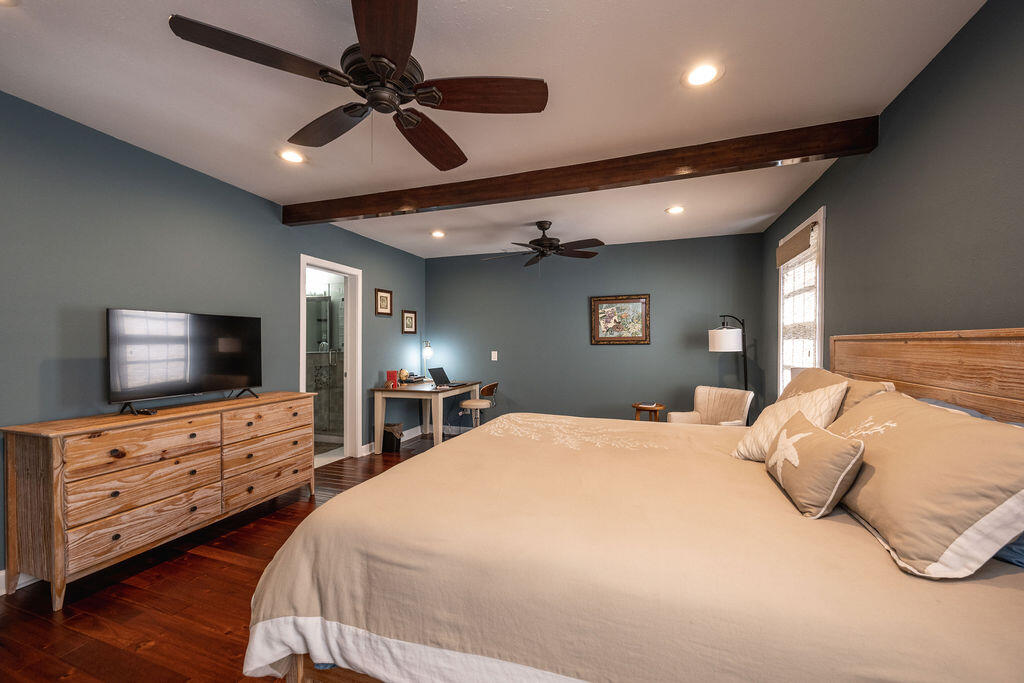 400 White Street Property Photo 30