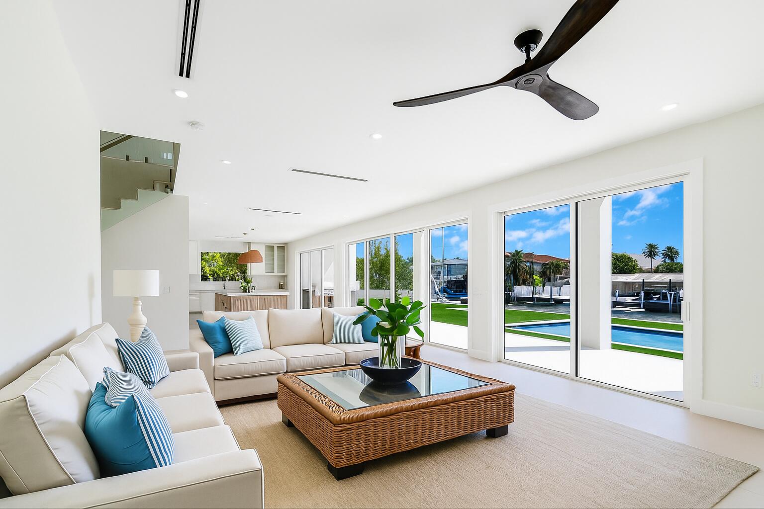 117 Leoni Drive Property Photo 3