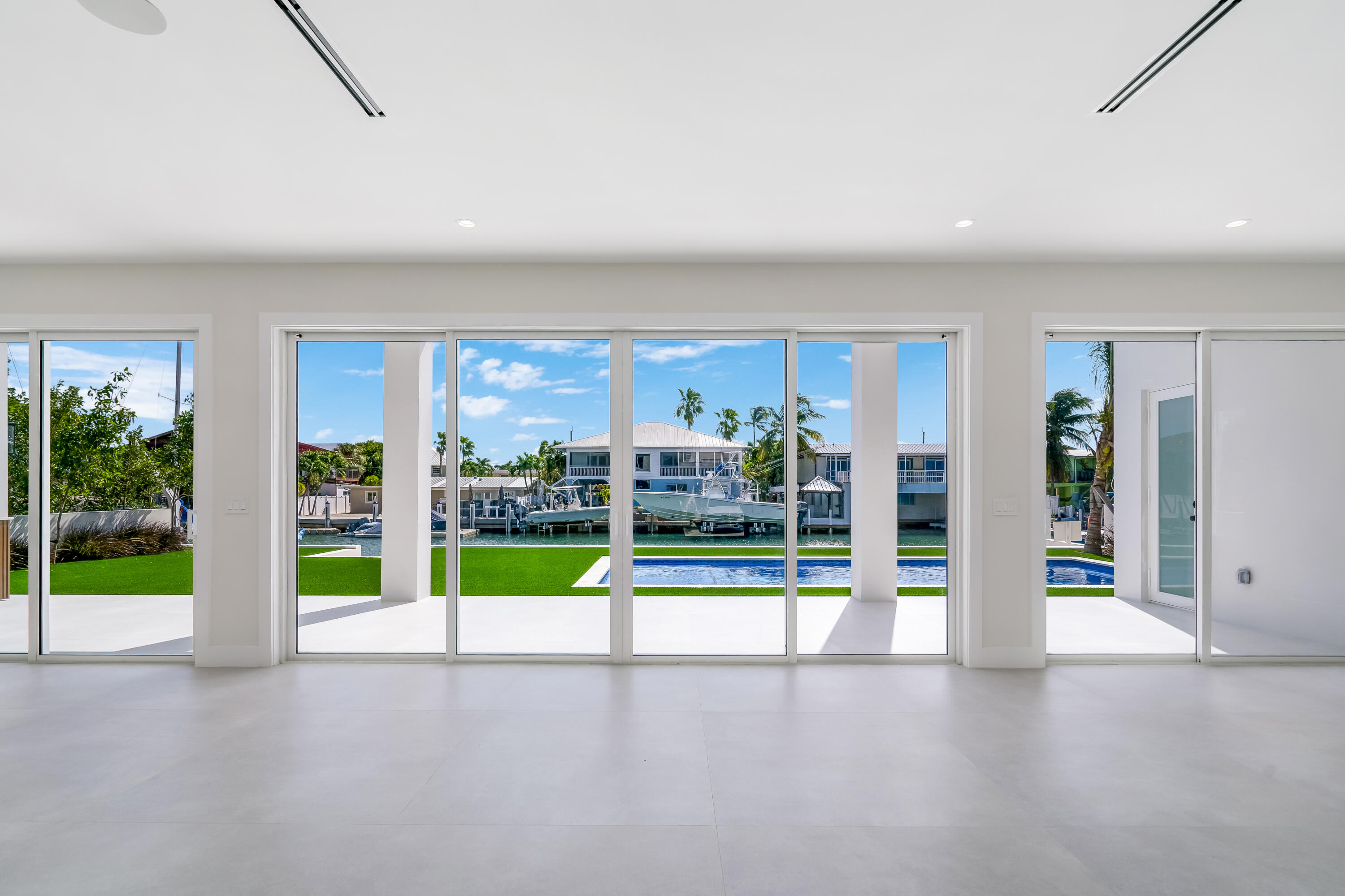 117 Leoni Drive Property Photo 7