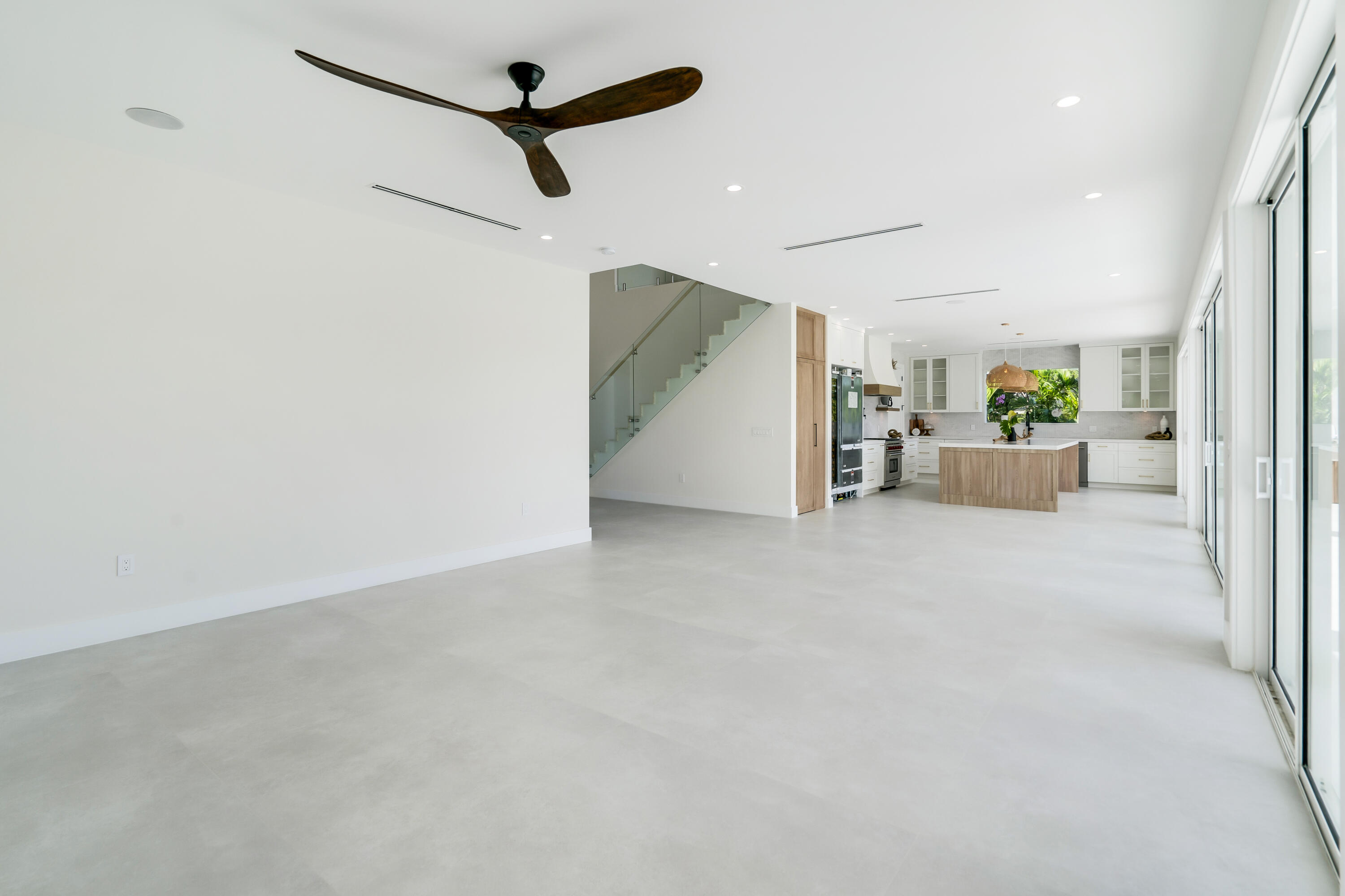117 Leoni Drive Property Photo 14