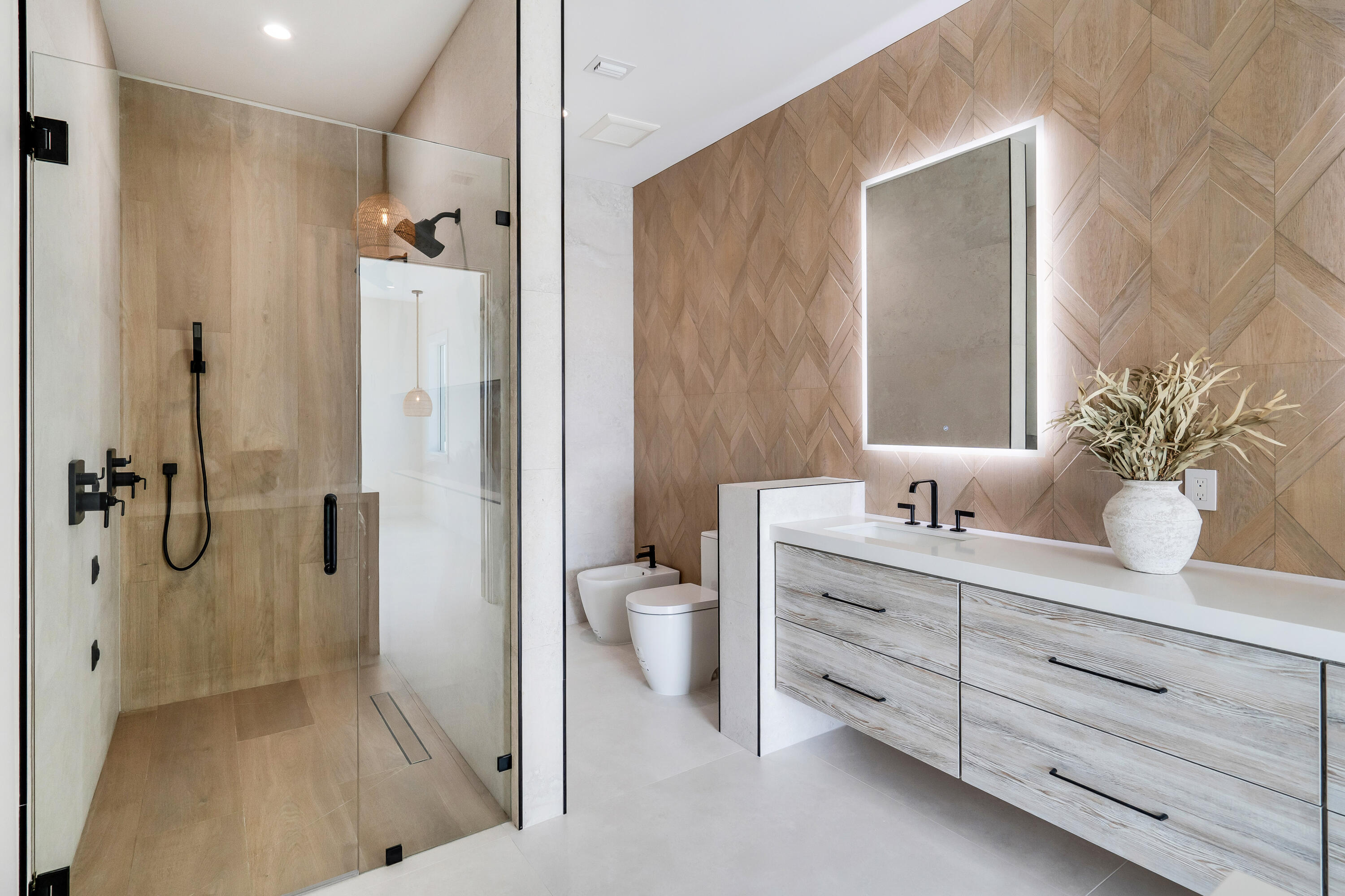 117 Leoni Drive Property Photo 26