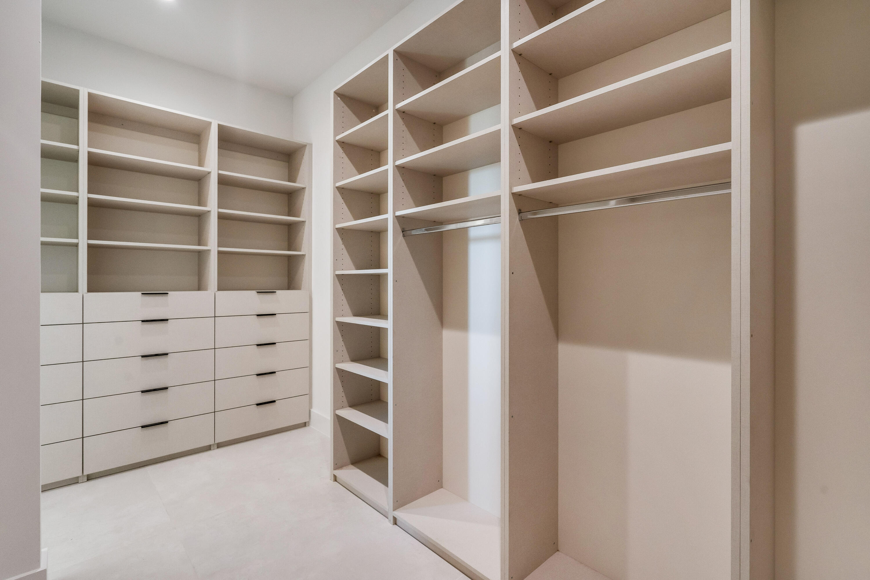 117 Leoni Drive Property Photo 31