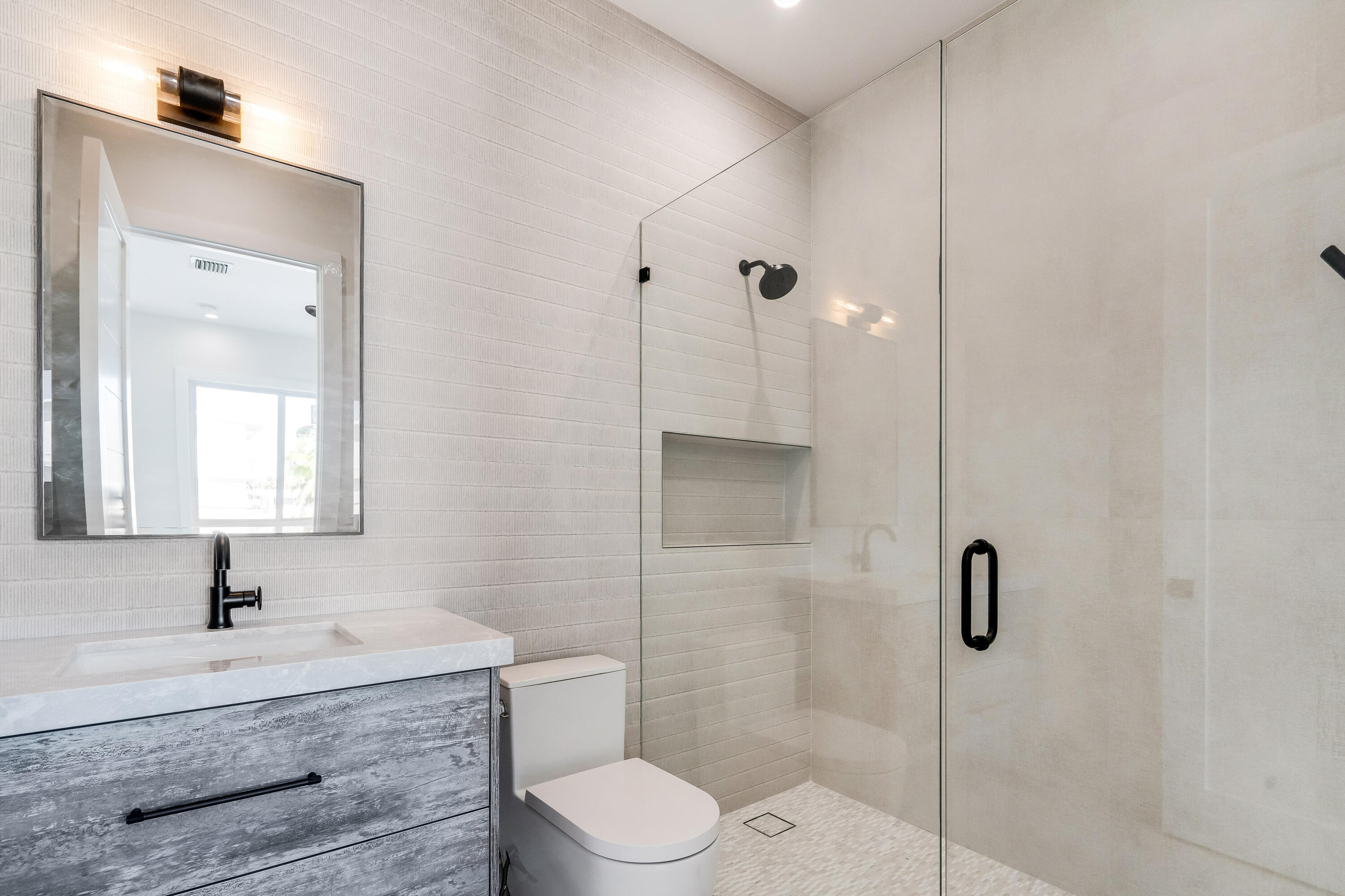 117 Leoni Drive Property Photo 37