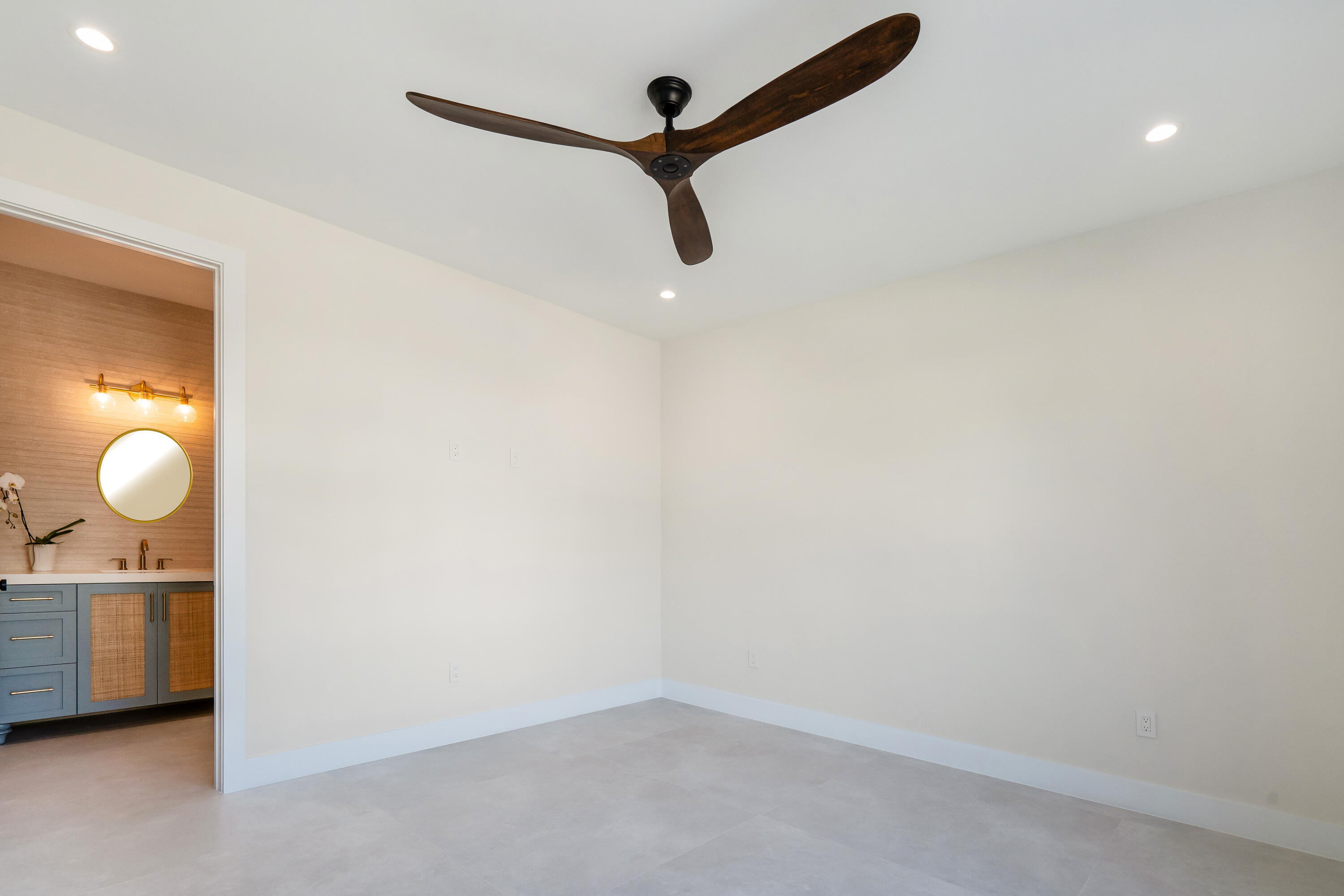117 Leoni Drive Property Photo 48