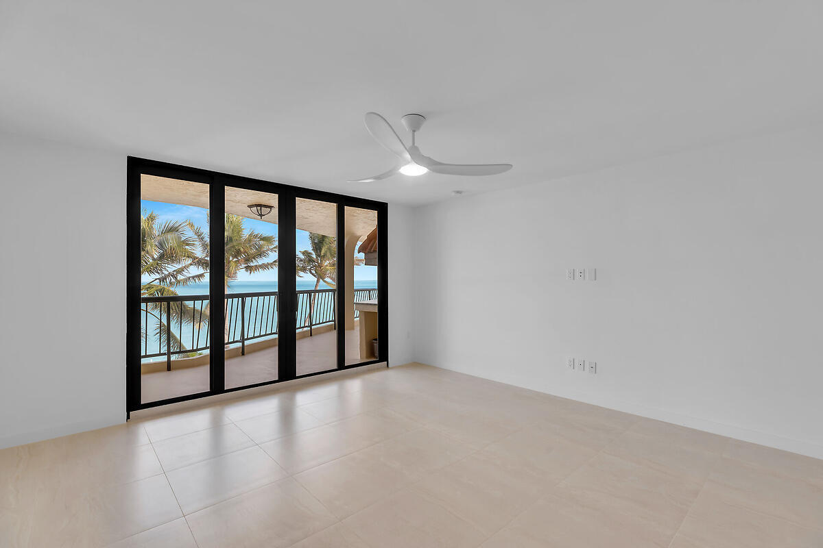 101 E Ocean Drive, C403 Property Photo 24