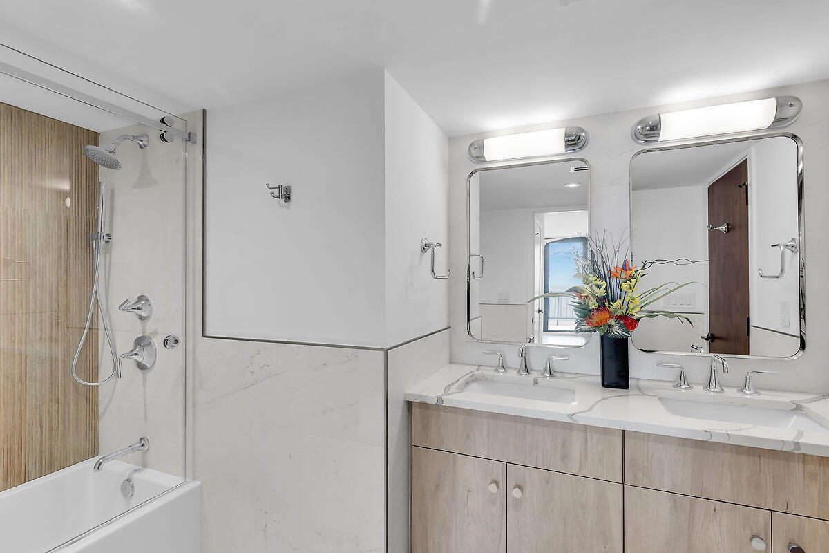 101 E Ocean Drive, C403 Property Photo 34