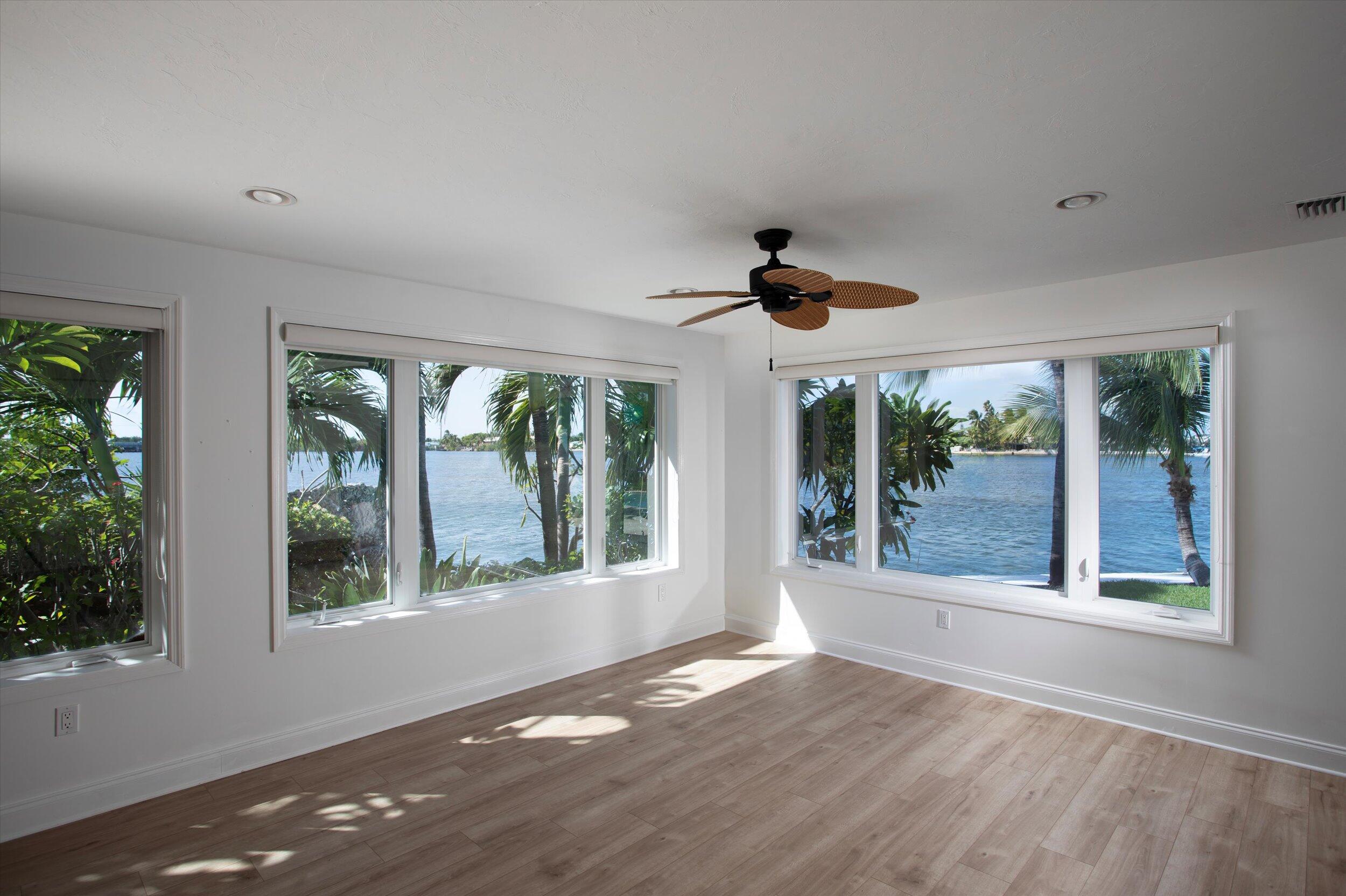 101 Avenue G Property Photo 3