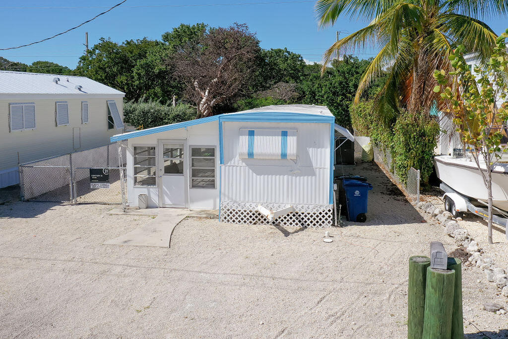 110 Tweedy Pie Property Photo 1