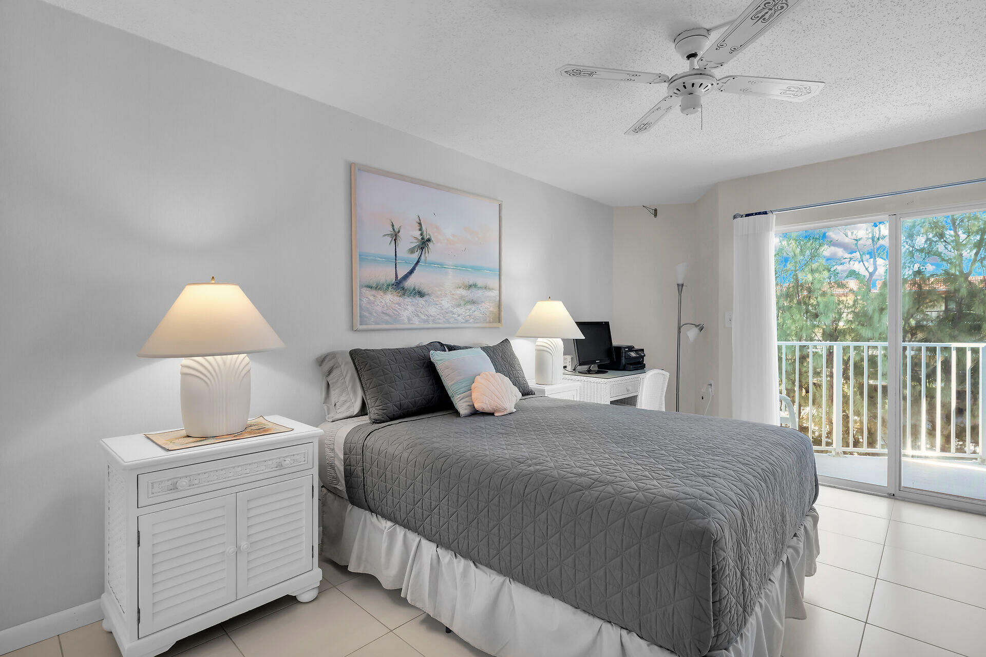 201 E Ocean Drive, 311 Property Photo 16