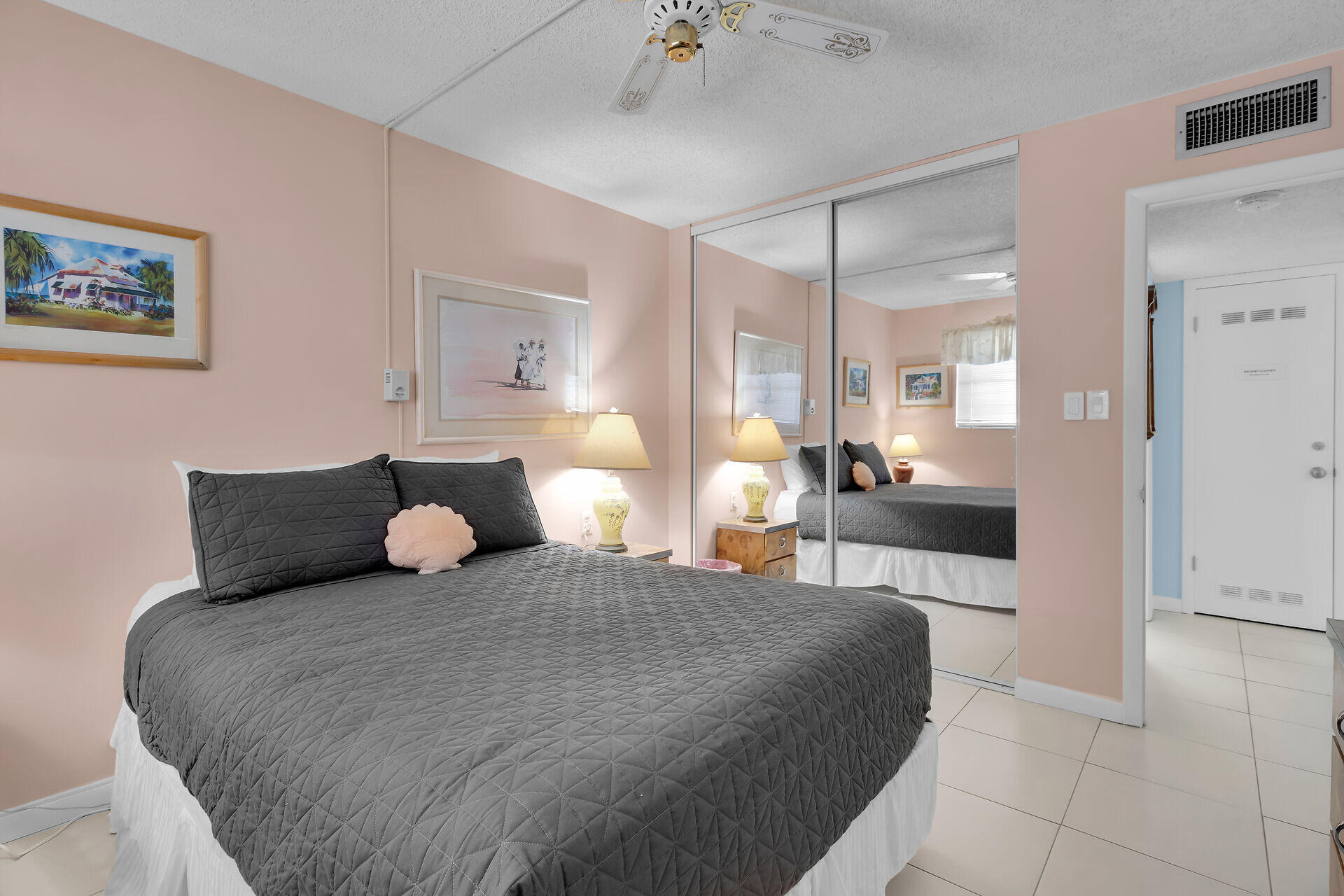 201 E Ocean Drive, 311 Property Photo 21