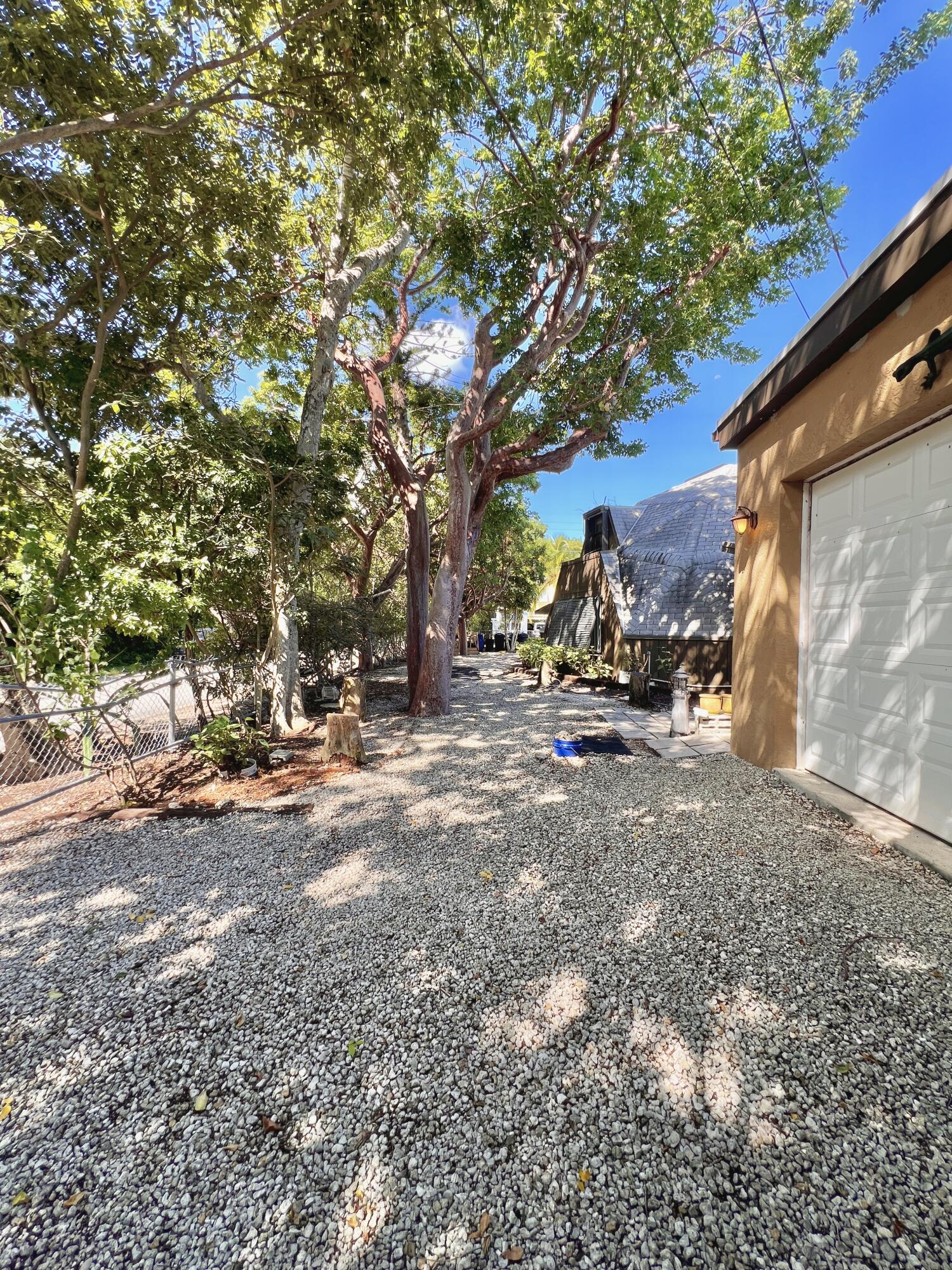 200 Cuba Road Property Photo 12