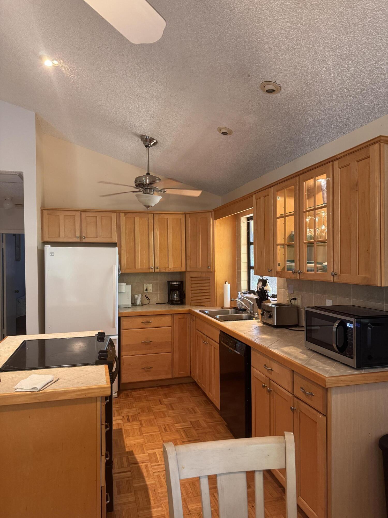 32 Pompano Avenue Property Photo 10