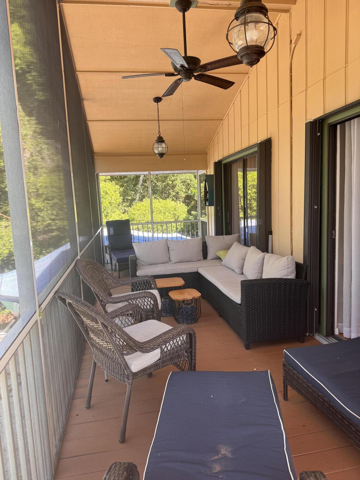 32 Pompano Avenue Property Photo 11