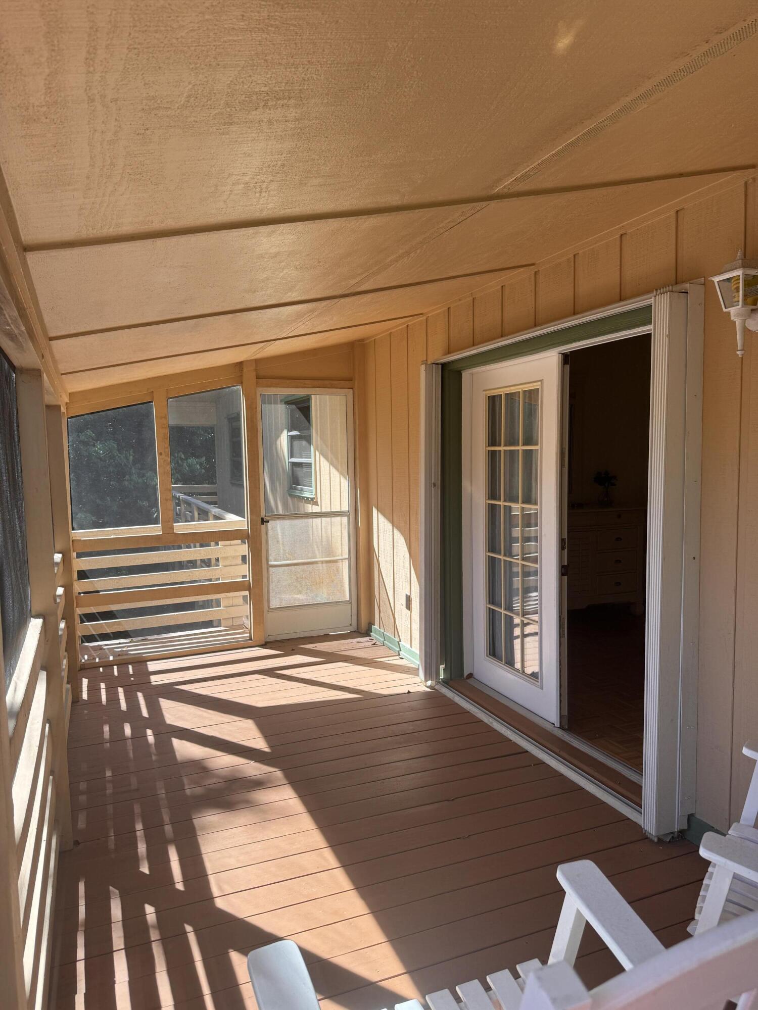 32 Pompano Avenue Property Photo 16
