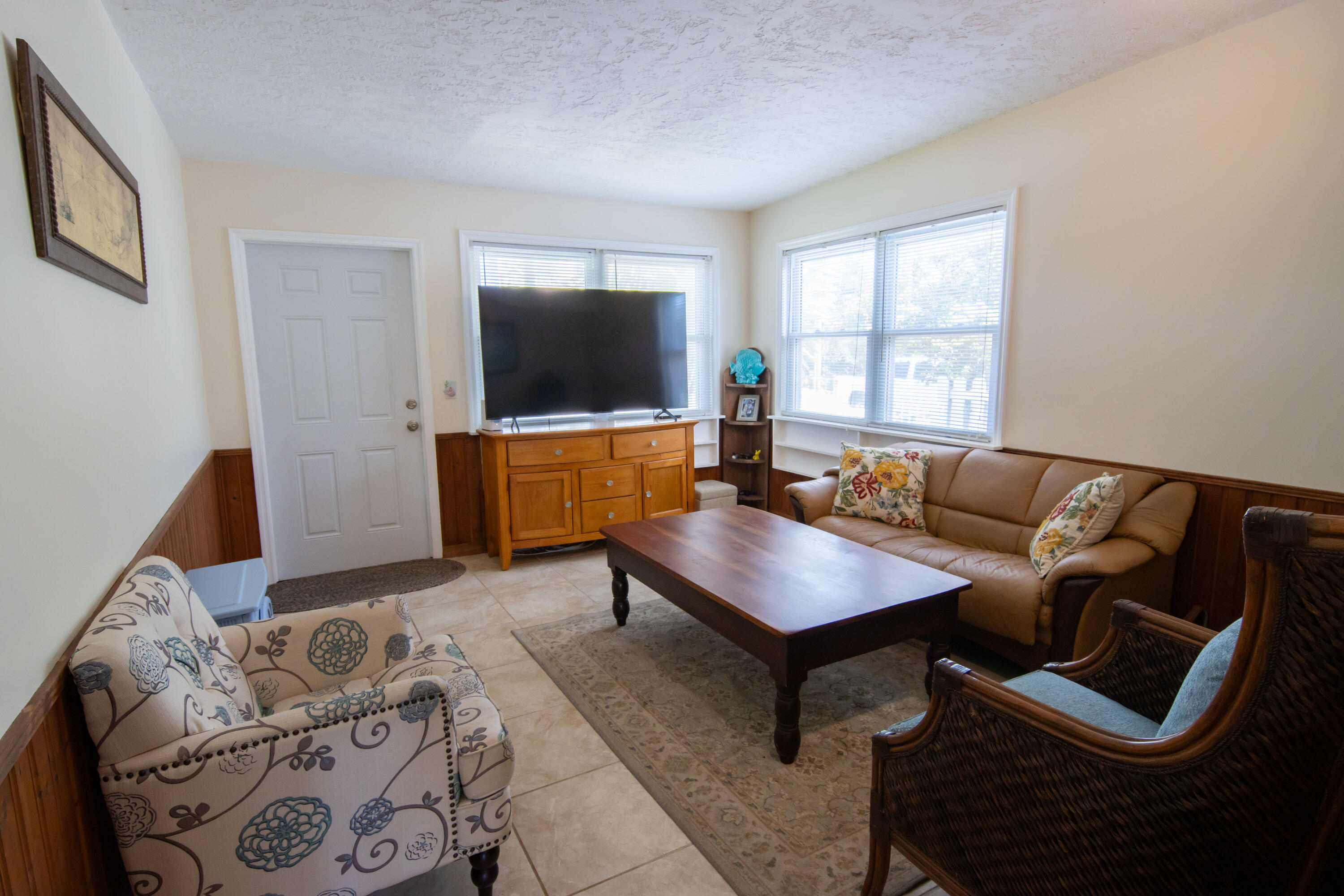 29030 Iris Drive Property Photo 5