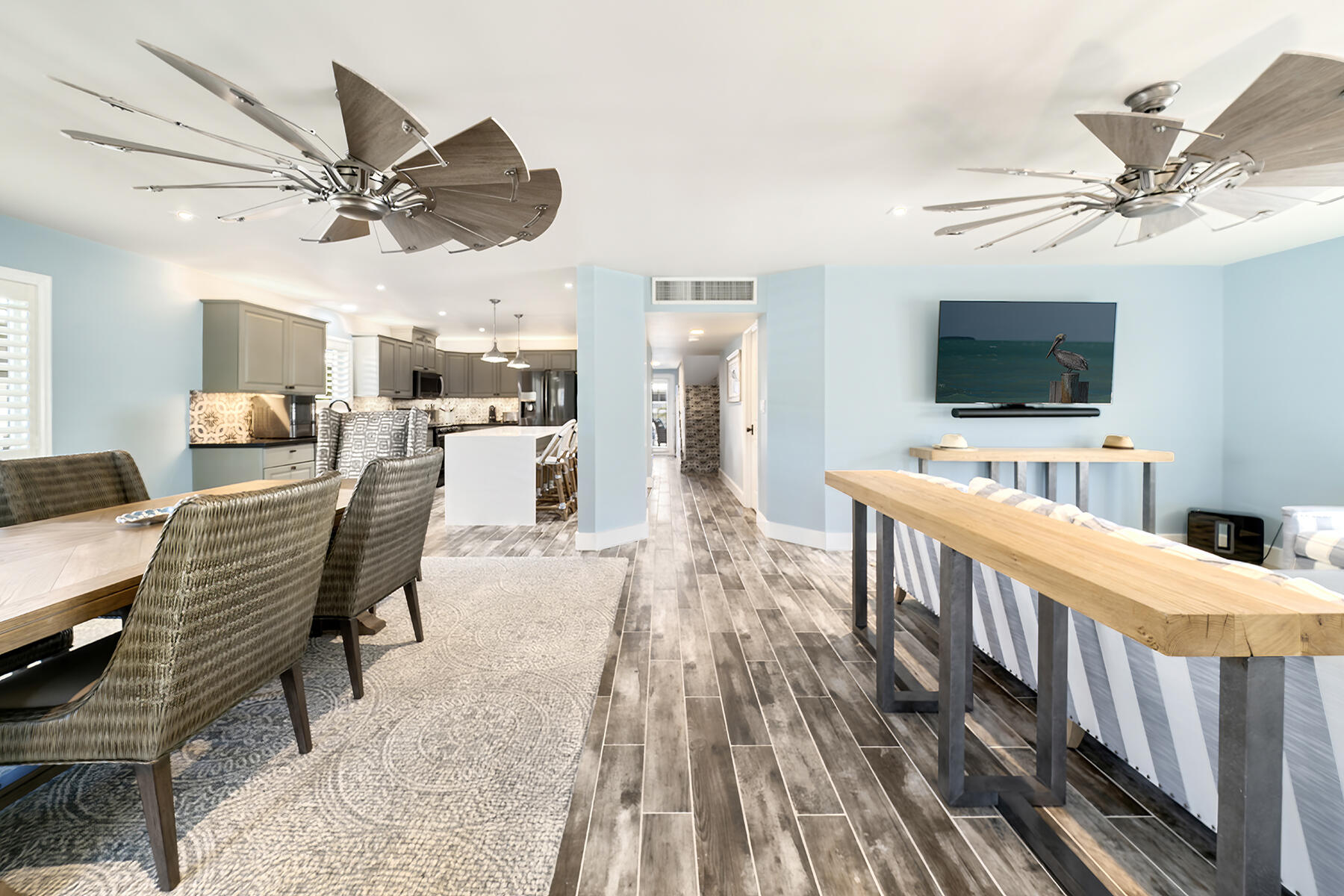 264 S Coconut Palm Boulevard Property Photo 17