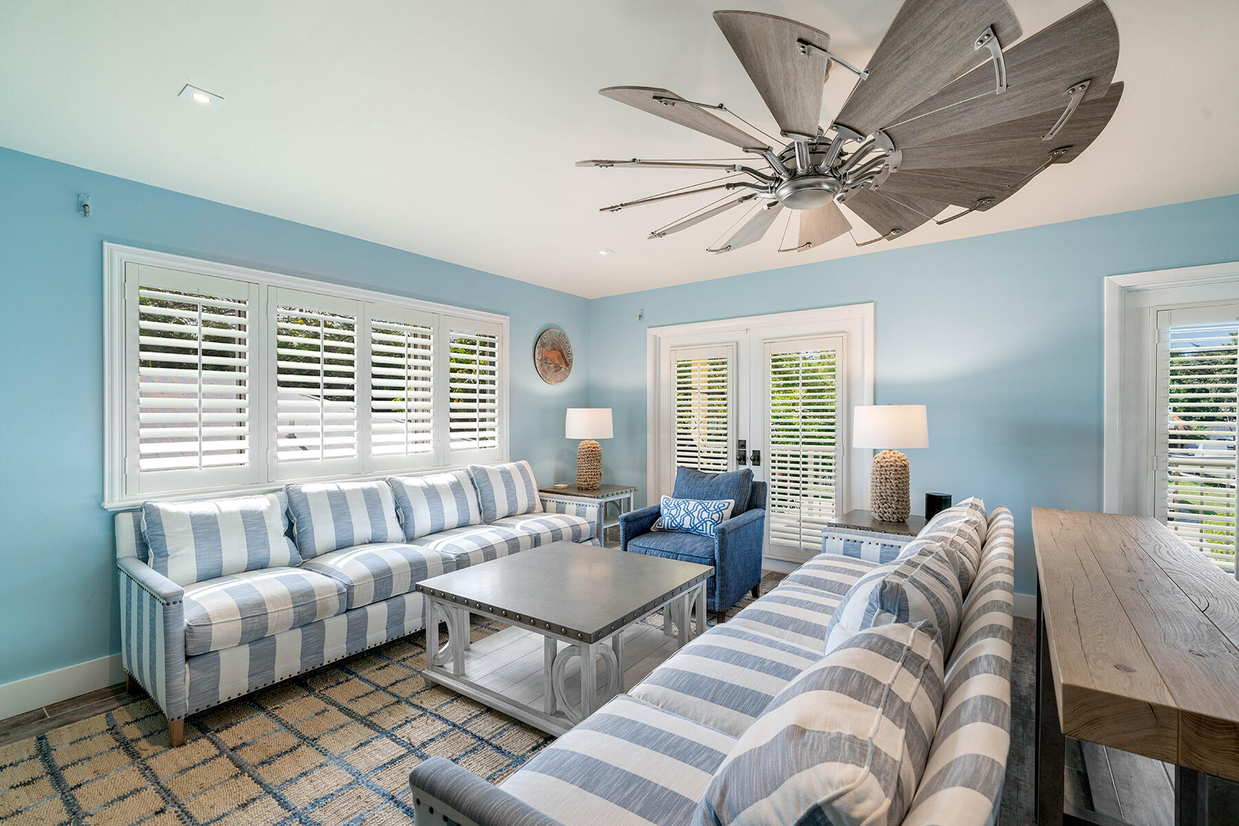 264 S Coconut Palm Boulevard Property Photo 20