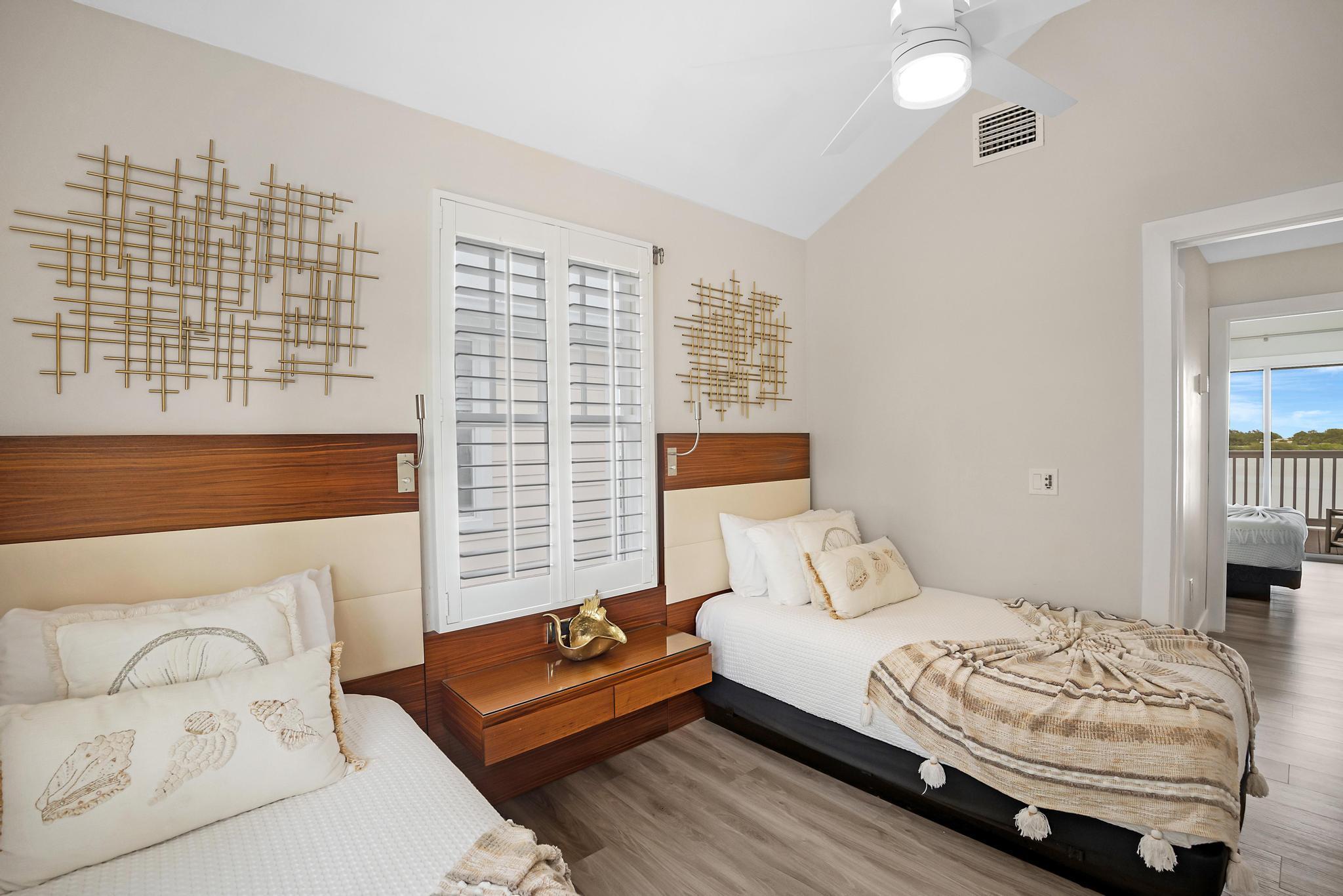 6007 Marina Villa Drive Property Photo 40