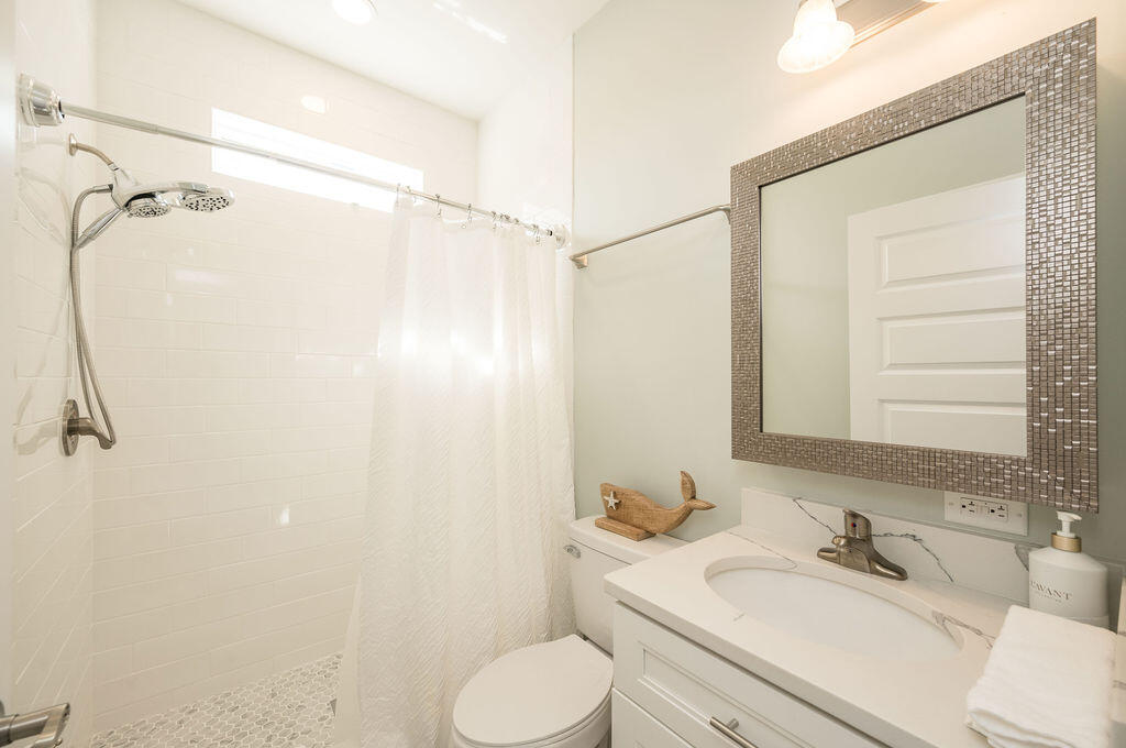243 Indies Road Property Photo 16