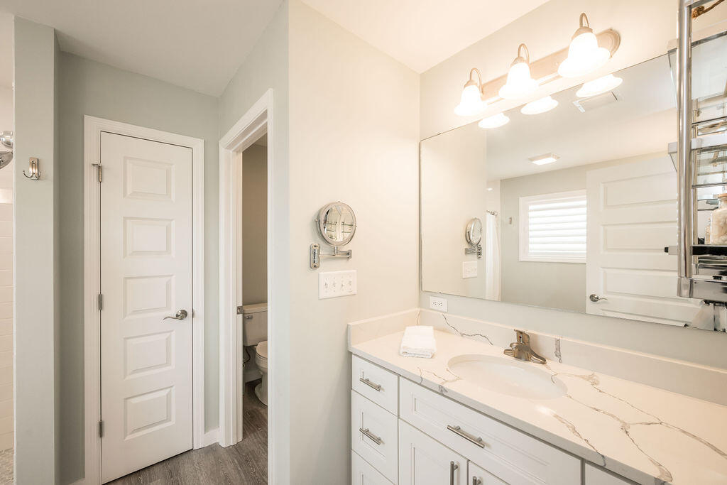 243 Indies Road Property Photo 27