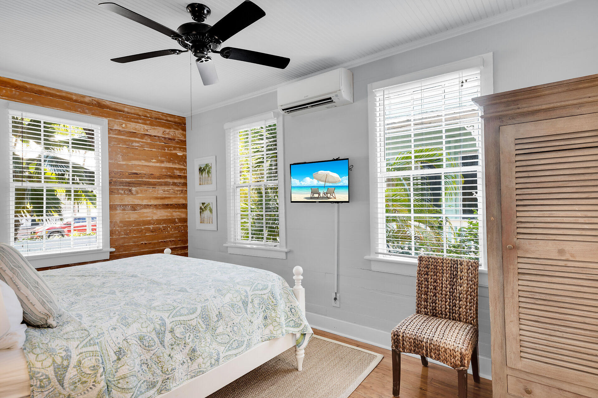 522 Margaret Street Property Photo 15