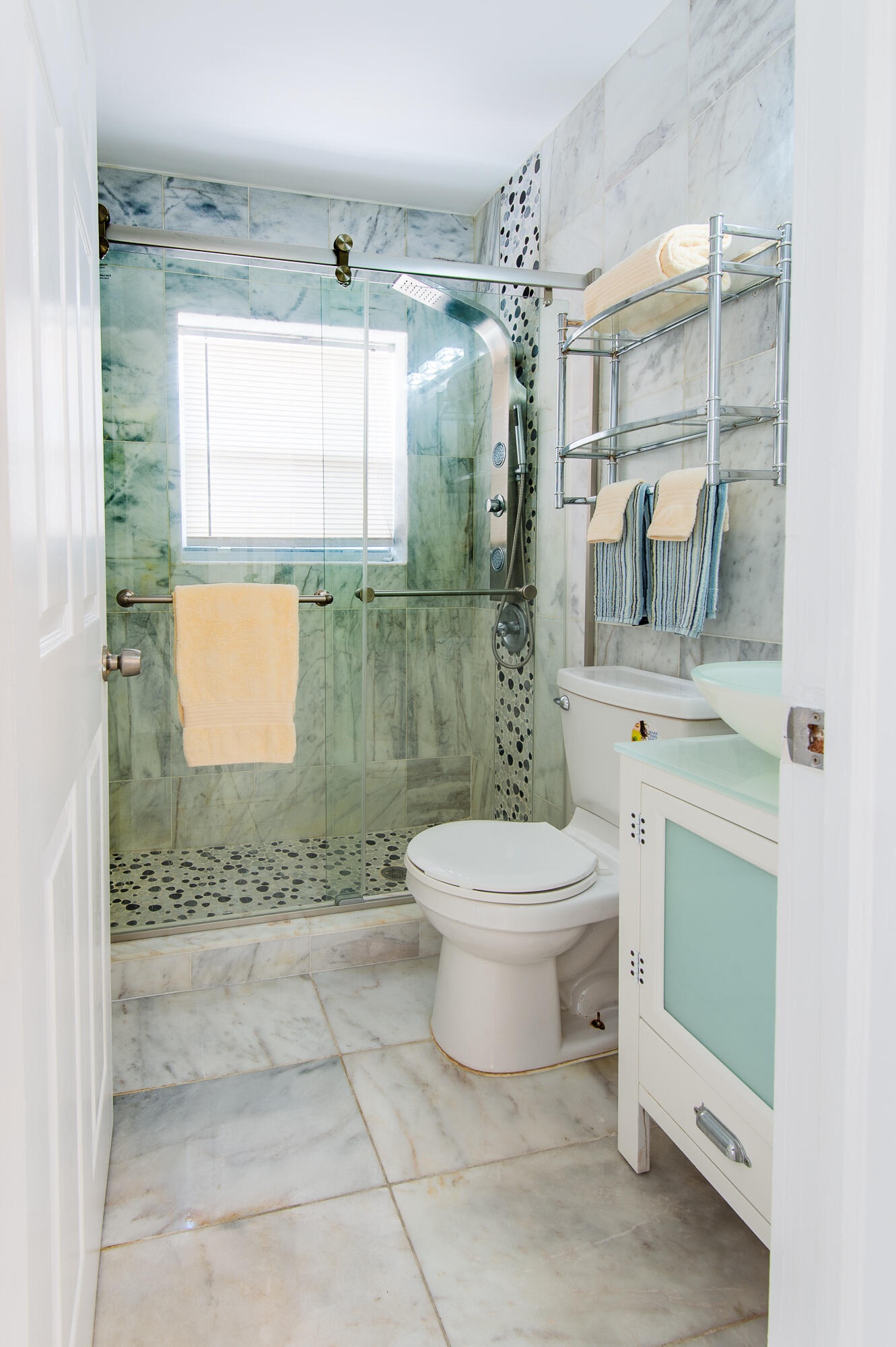 3304 Flagler Avenue Property Photo 20
