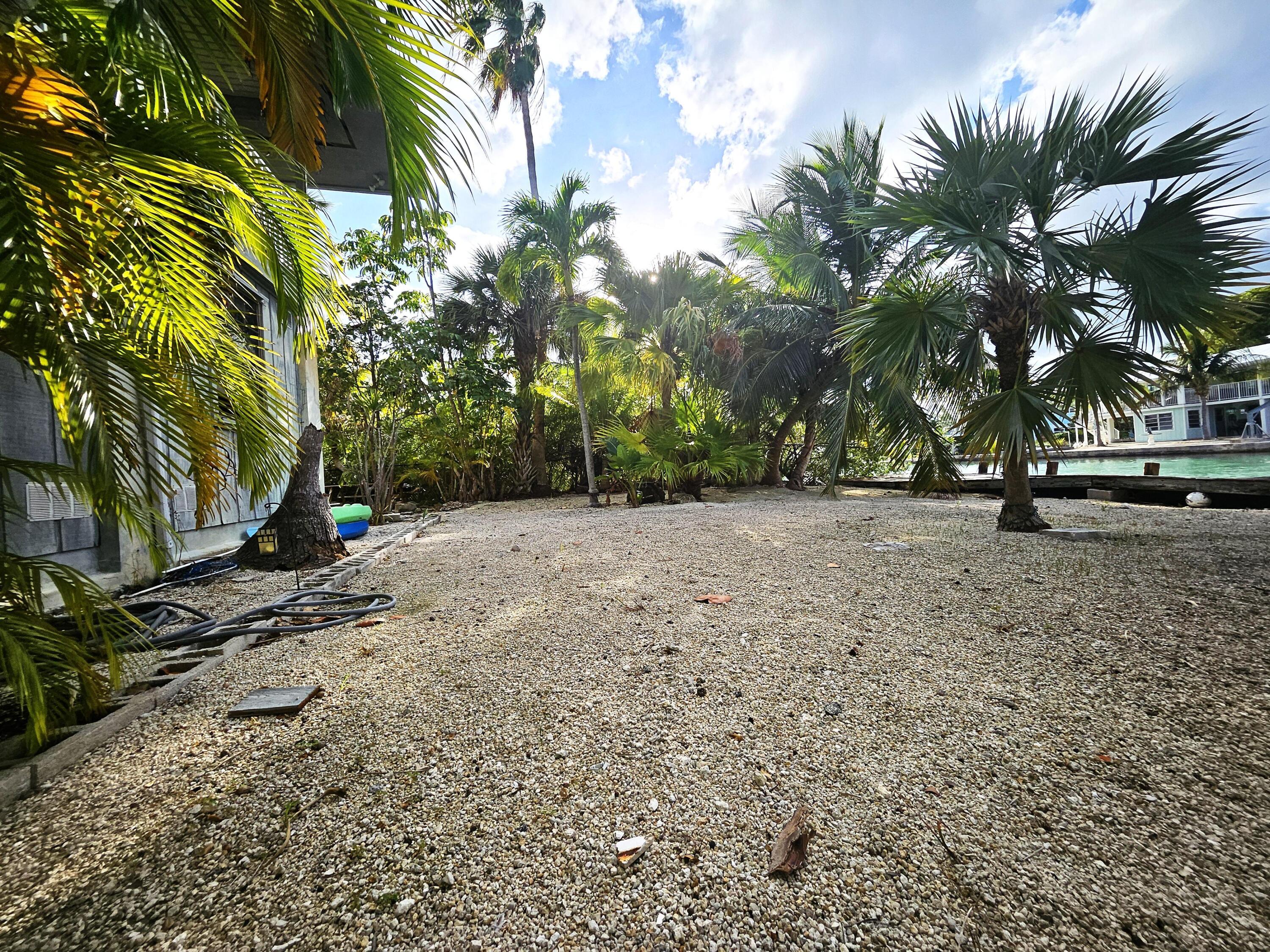 17171 Seagrape Lane Property Photo 13