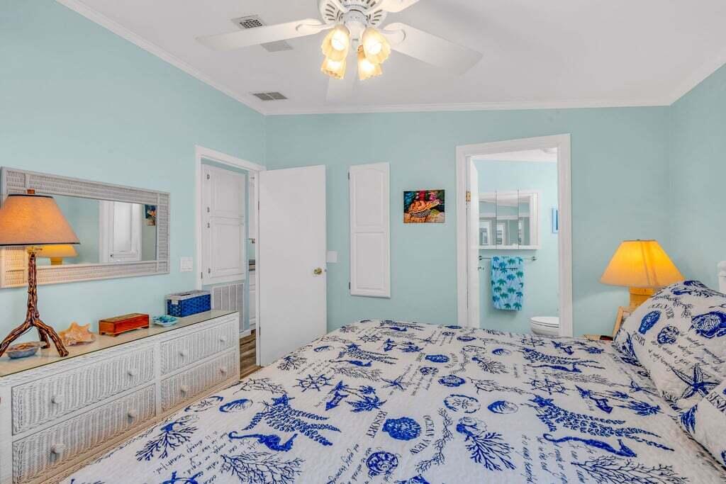 701 Spanish Main Drive, 131 Property Photo 20
