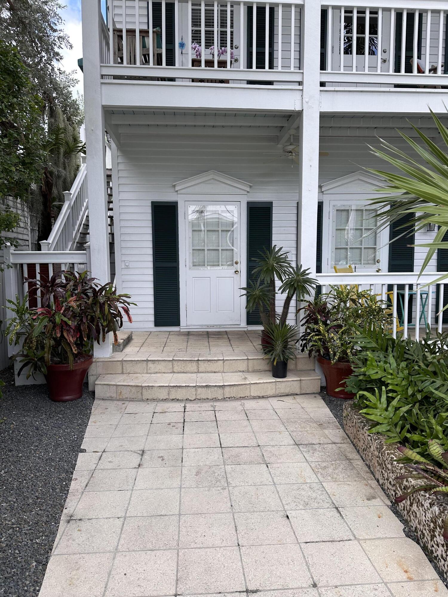817 Eaton Street, 1 Property Photo 2