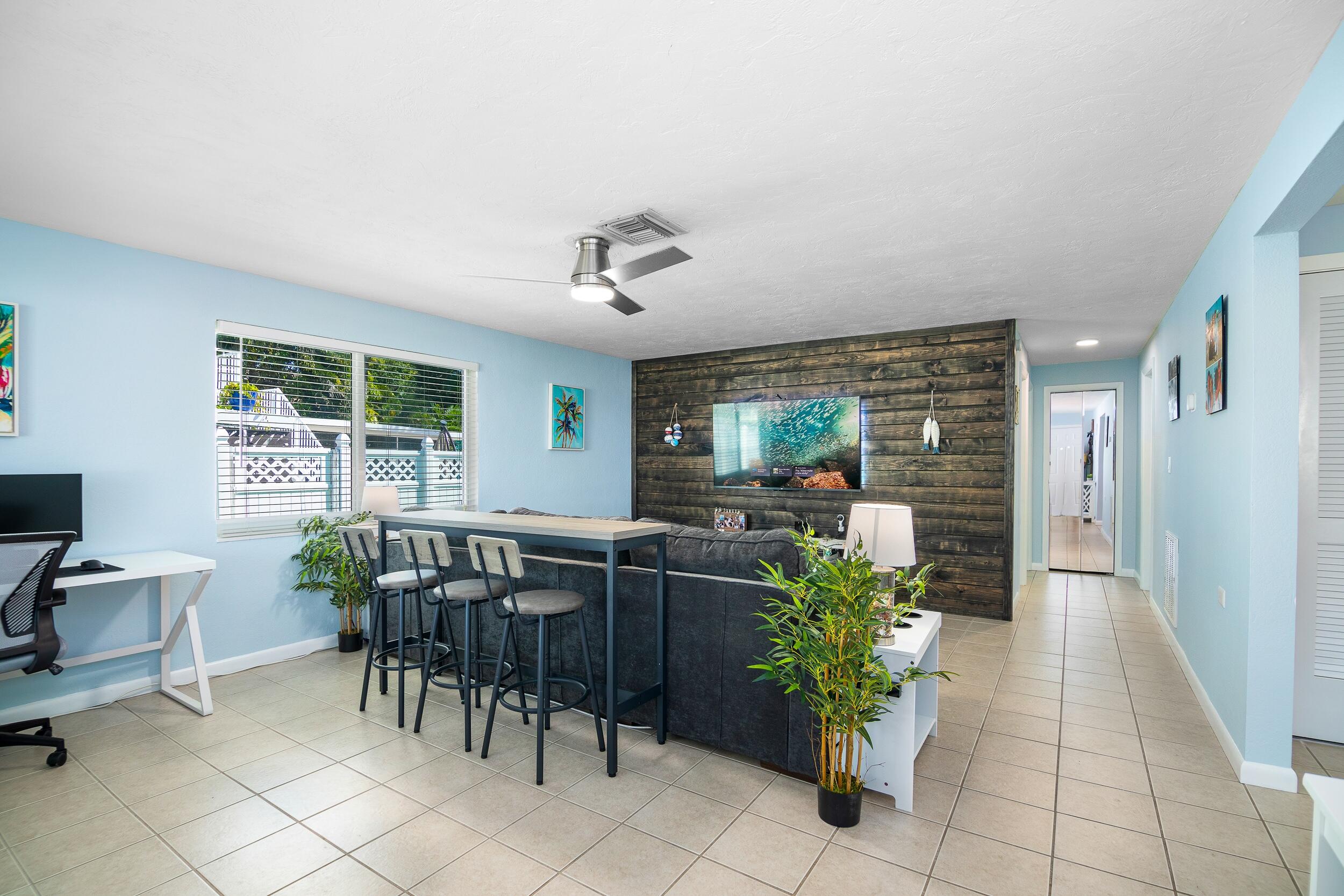 7951 Gulfstream Boulevard Property Photo 2