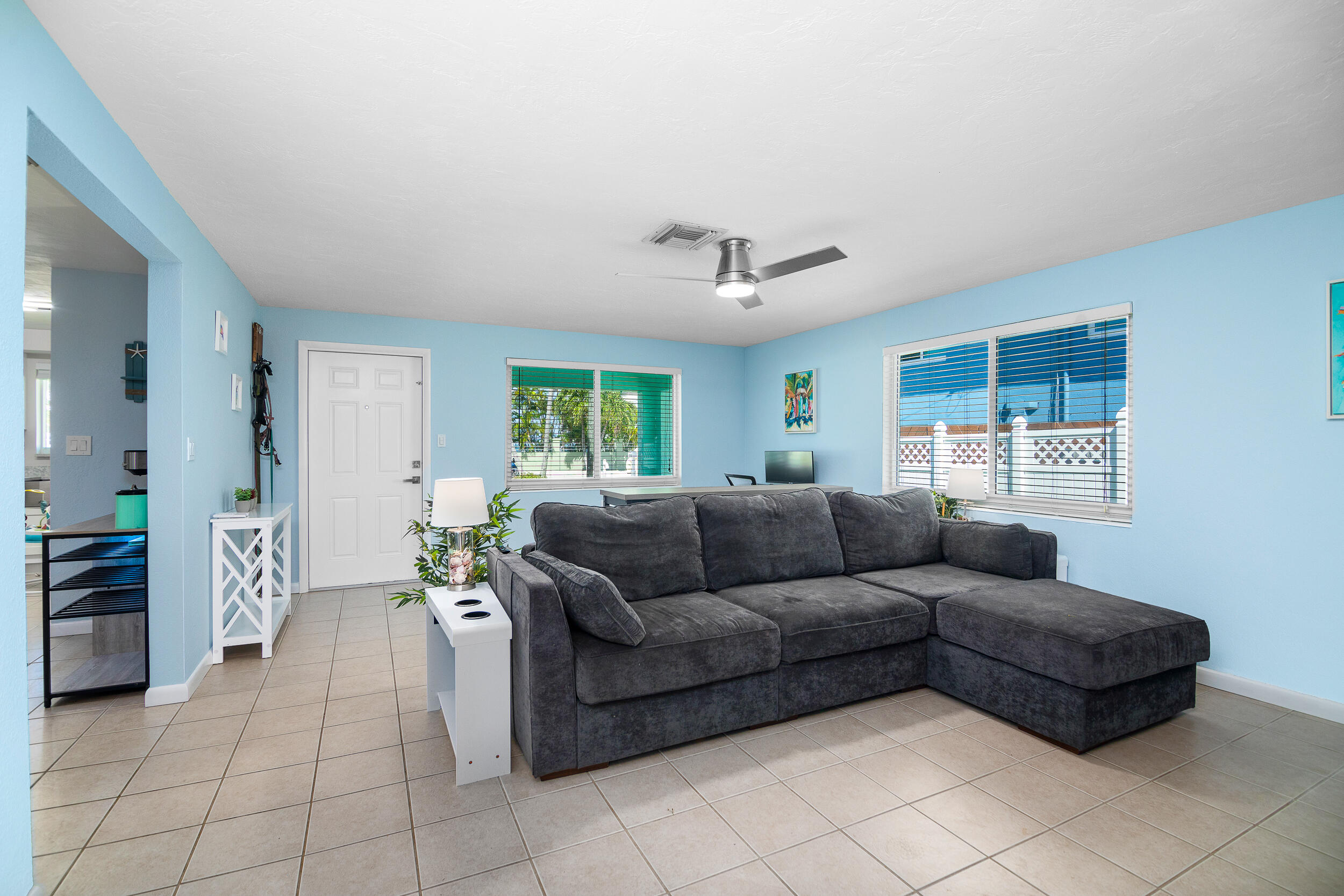 7951 Gulfstream Boulevard Property Photo 4