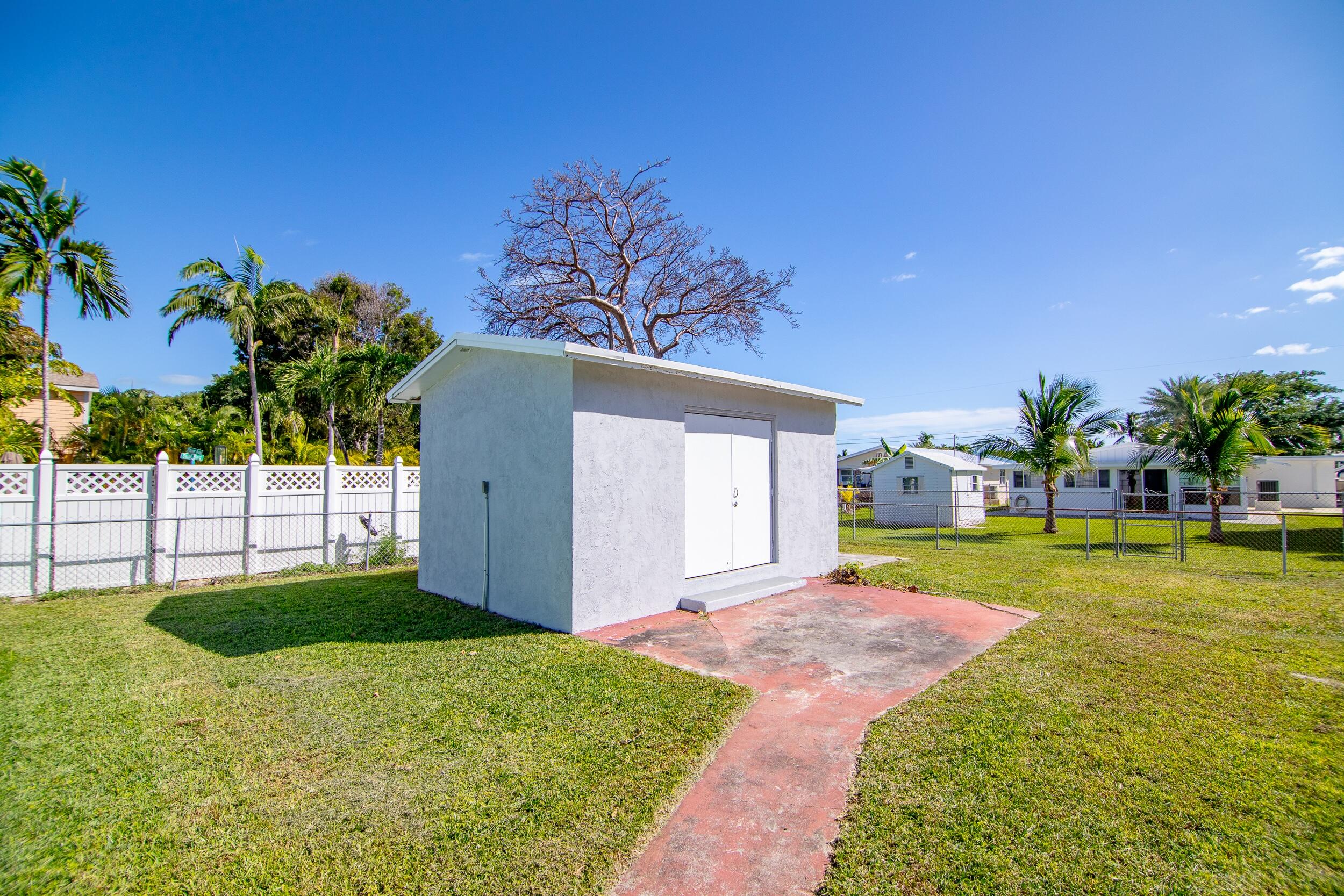 7951 Gulfstream Boulevard Property Photo 44