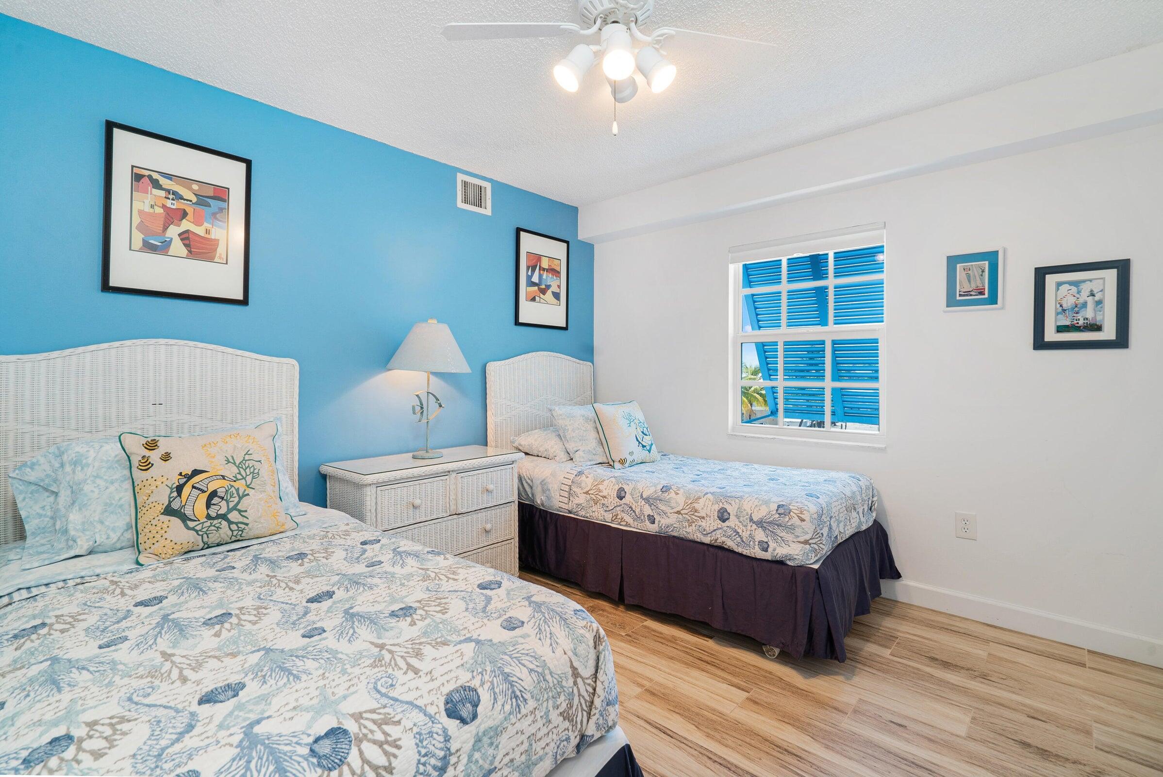 500 Burton Drive, 1316 Property Photo 14