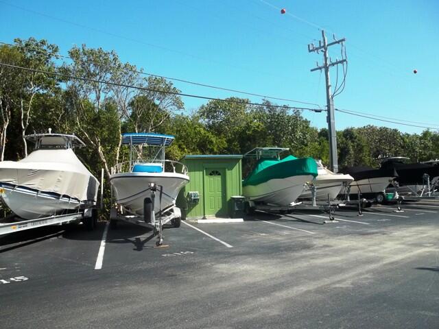 500 Burton Drive, 1316 Property Photo 21