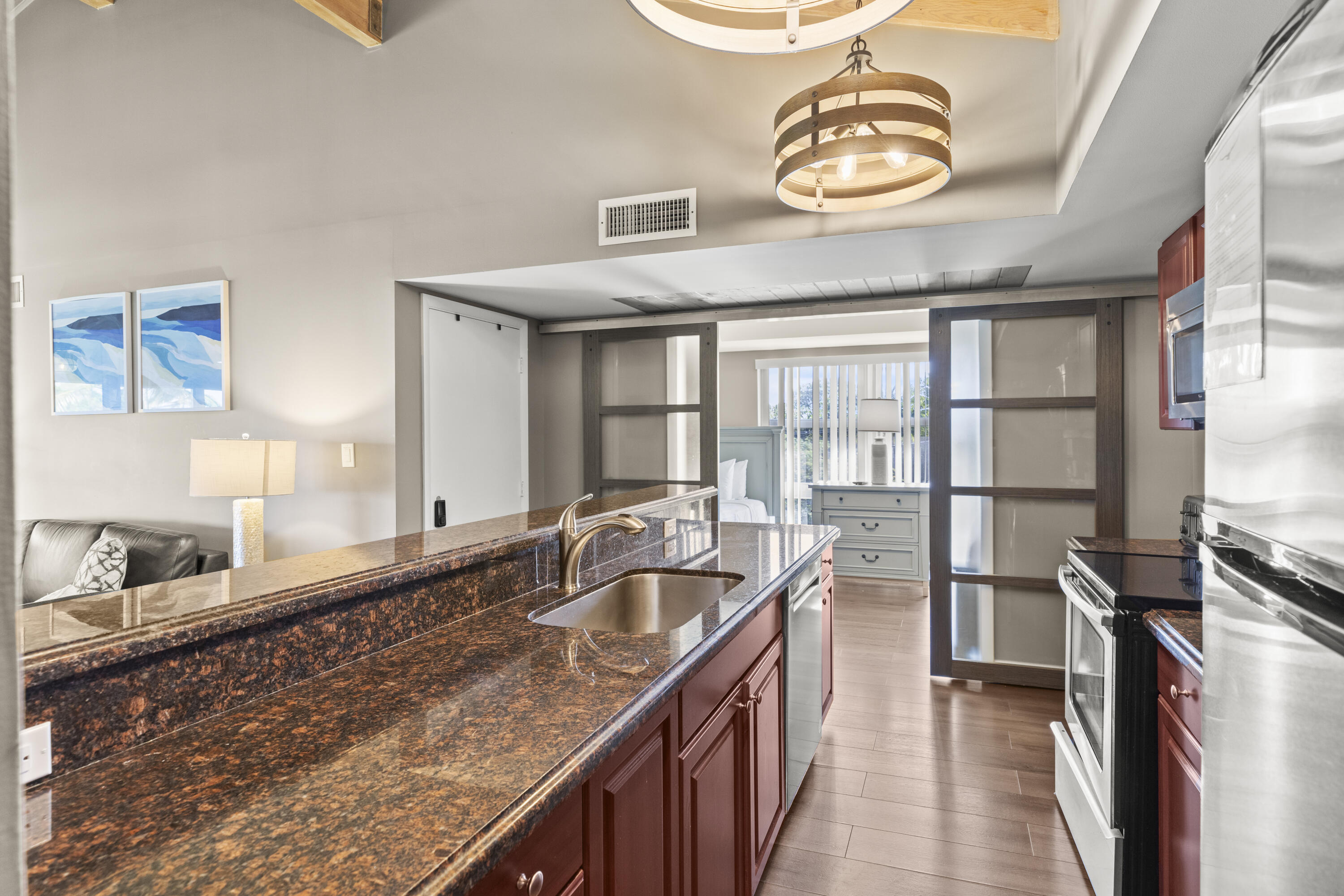 8304 Marina Villa Drive Property Photo 3