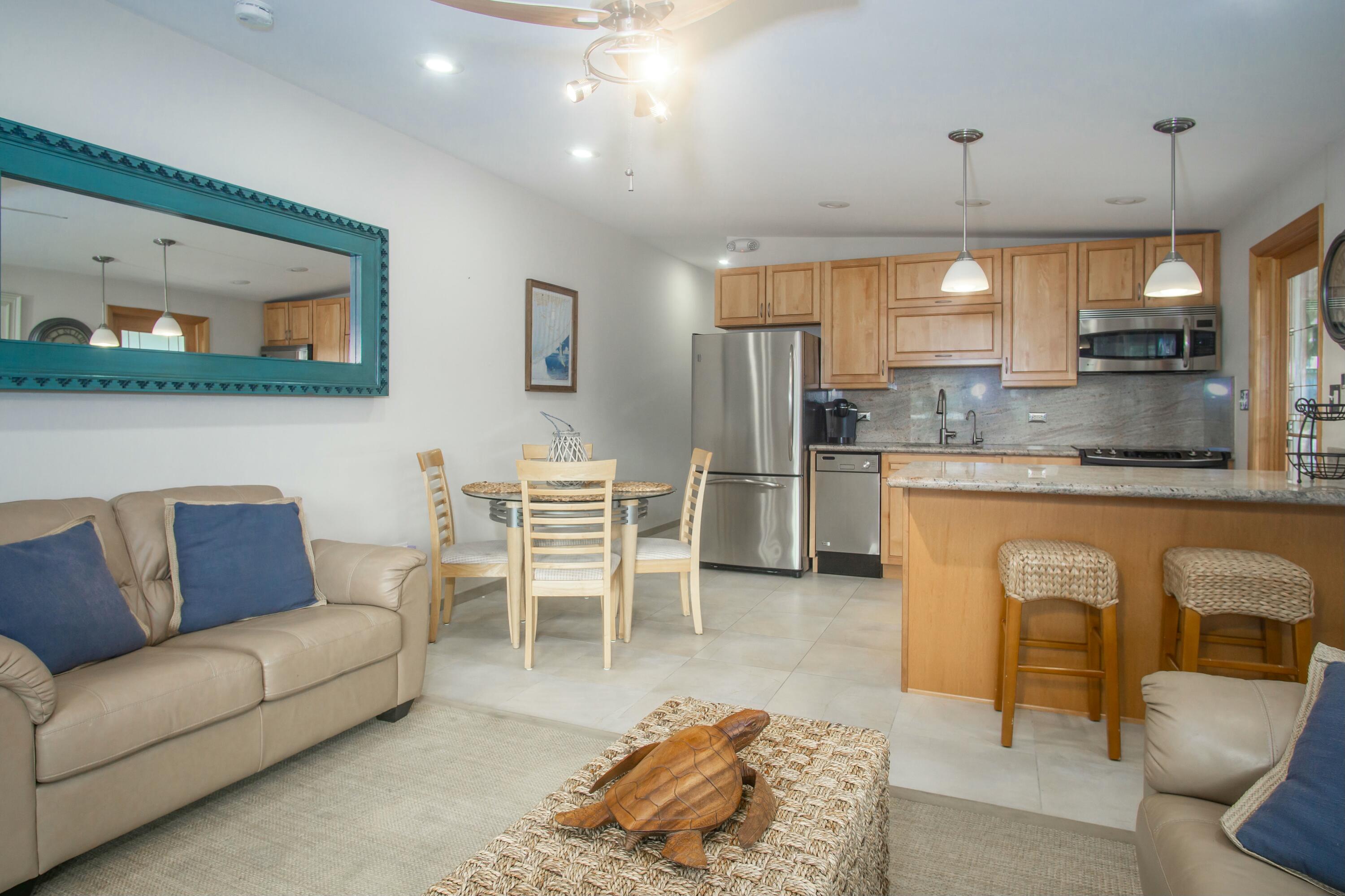 341 3rd Street Property Photo 13