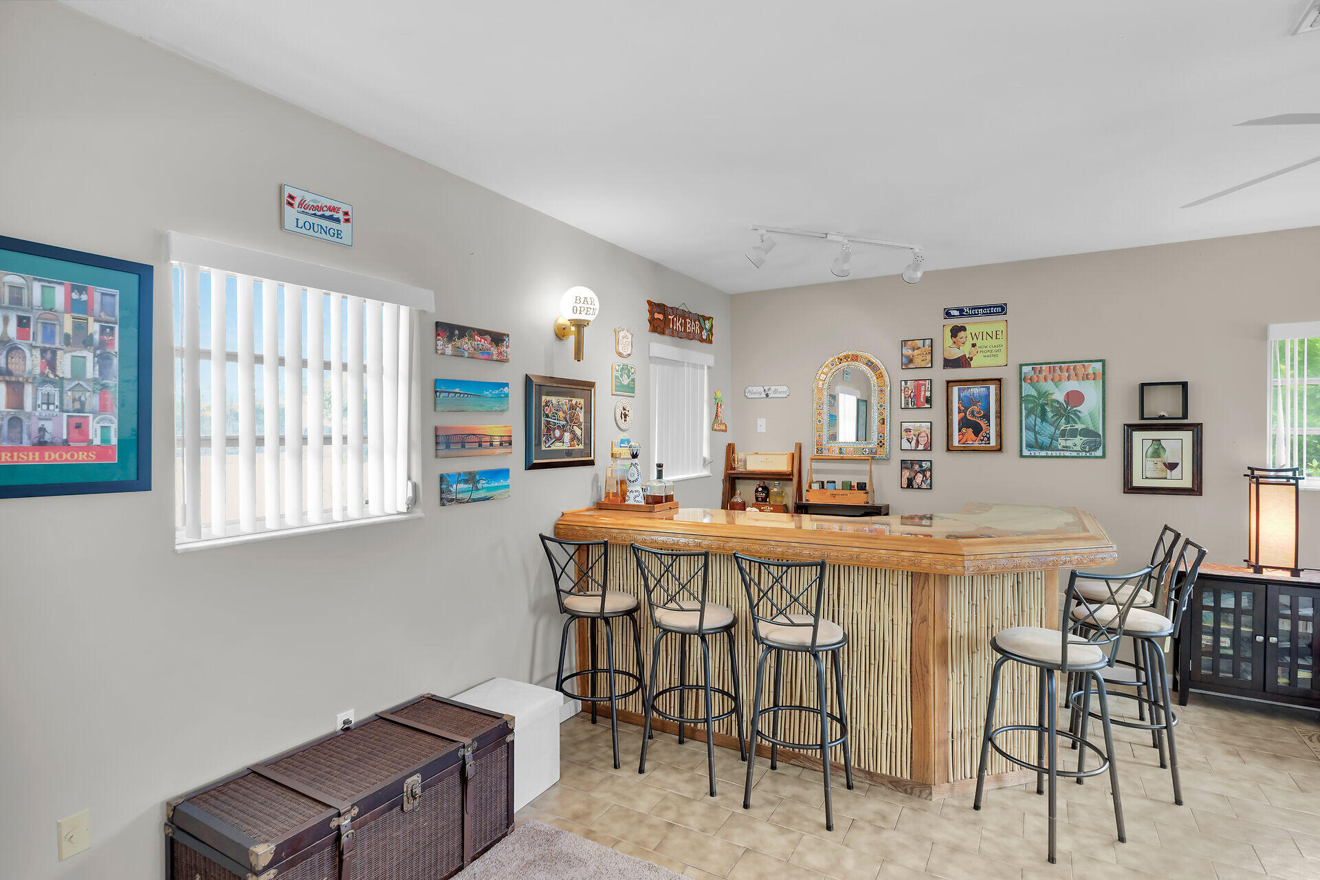 1103 S Indies Drive Property Photo 10