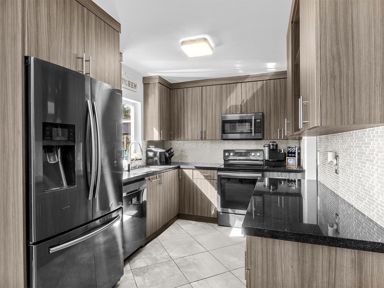 6960 Thomas Street Property Photo 12