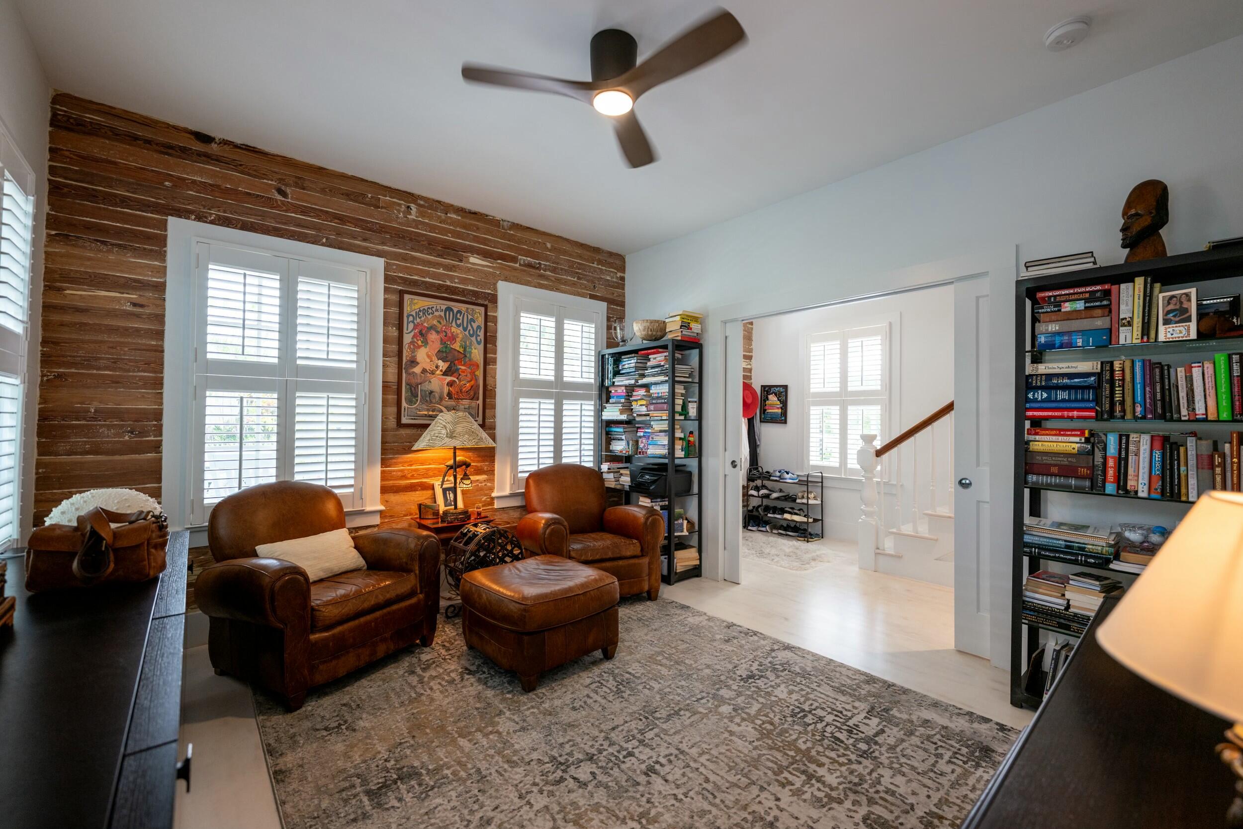 1309 Petronia Street Property Photo 5