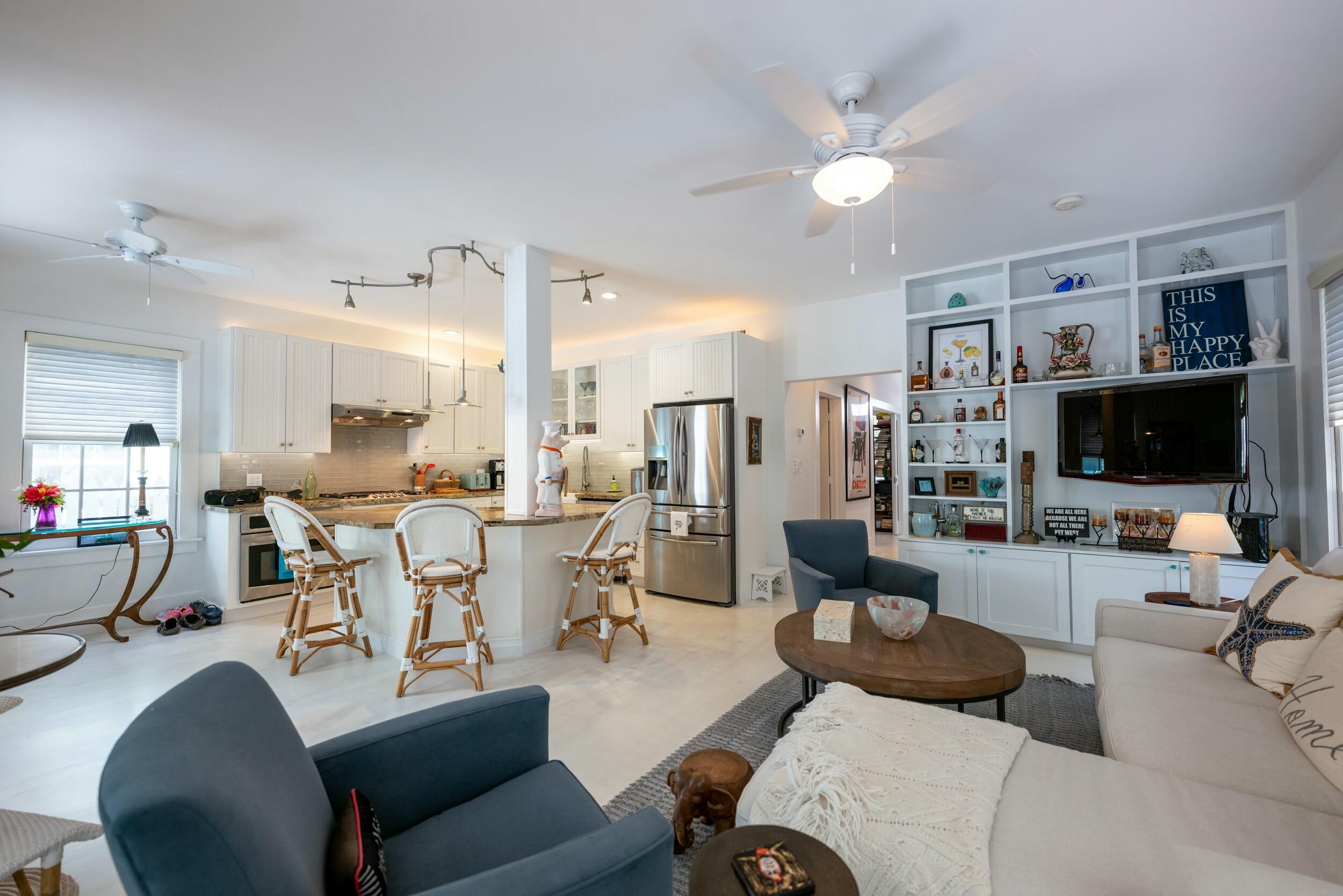 1309 Petronia Street Property Photo 6